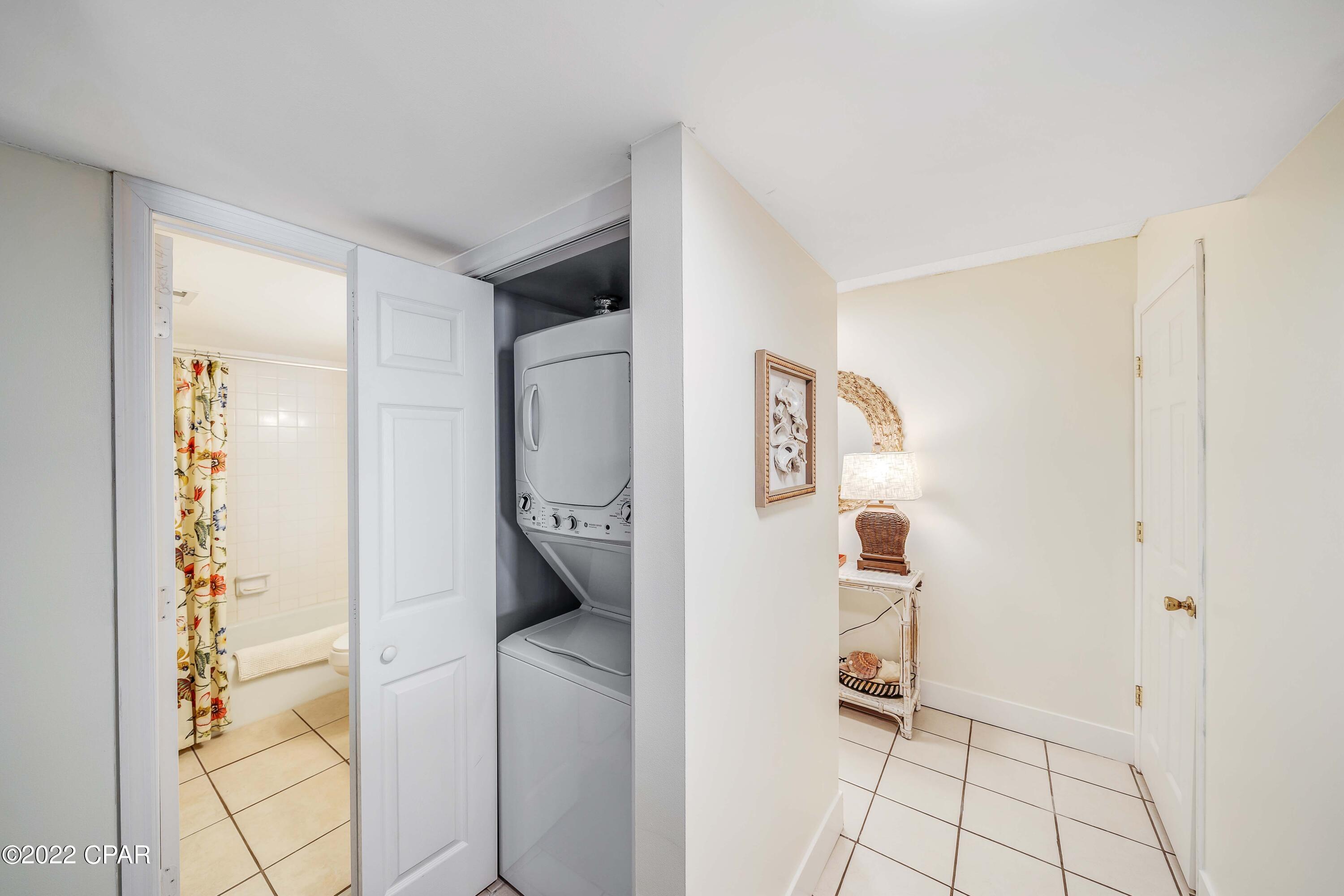 Gulfgate Condo - Residential