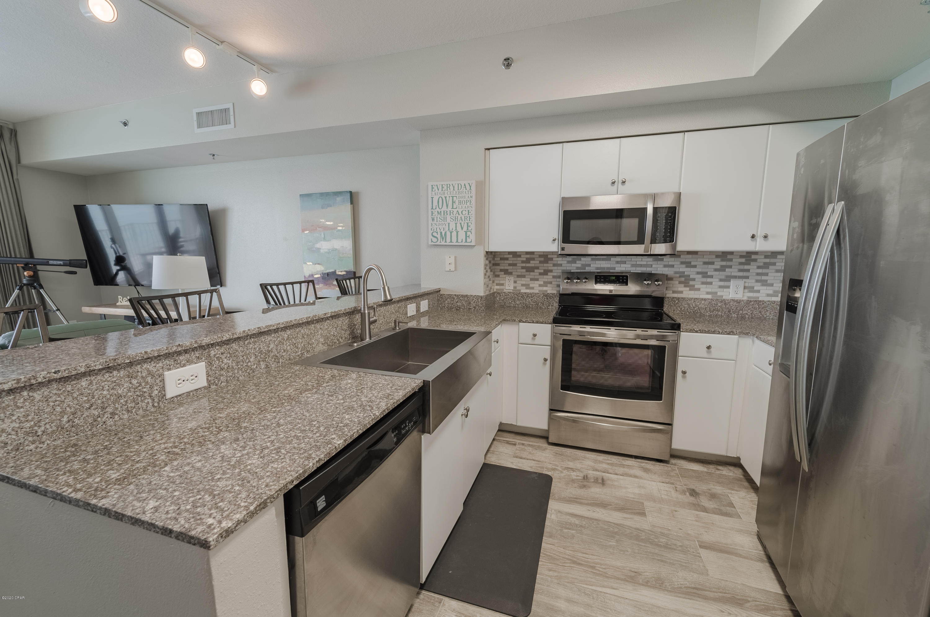 Shores Of Panama Phase I - Residential