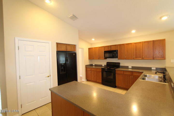 Palmetto Trace Phase IV - Residential Lease