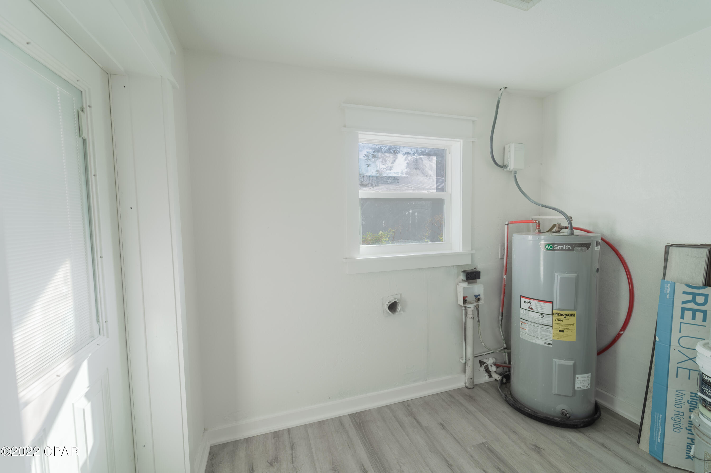 Parkway Manor - Residential