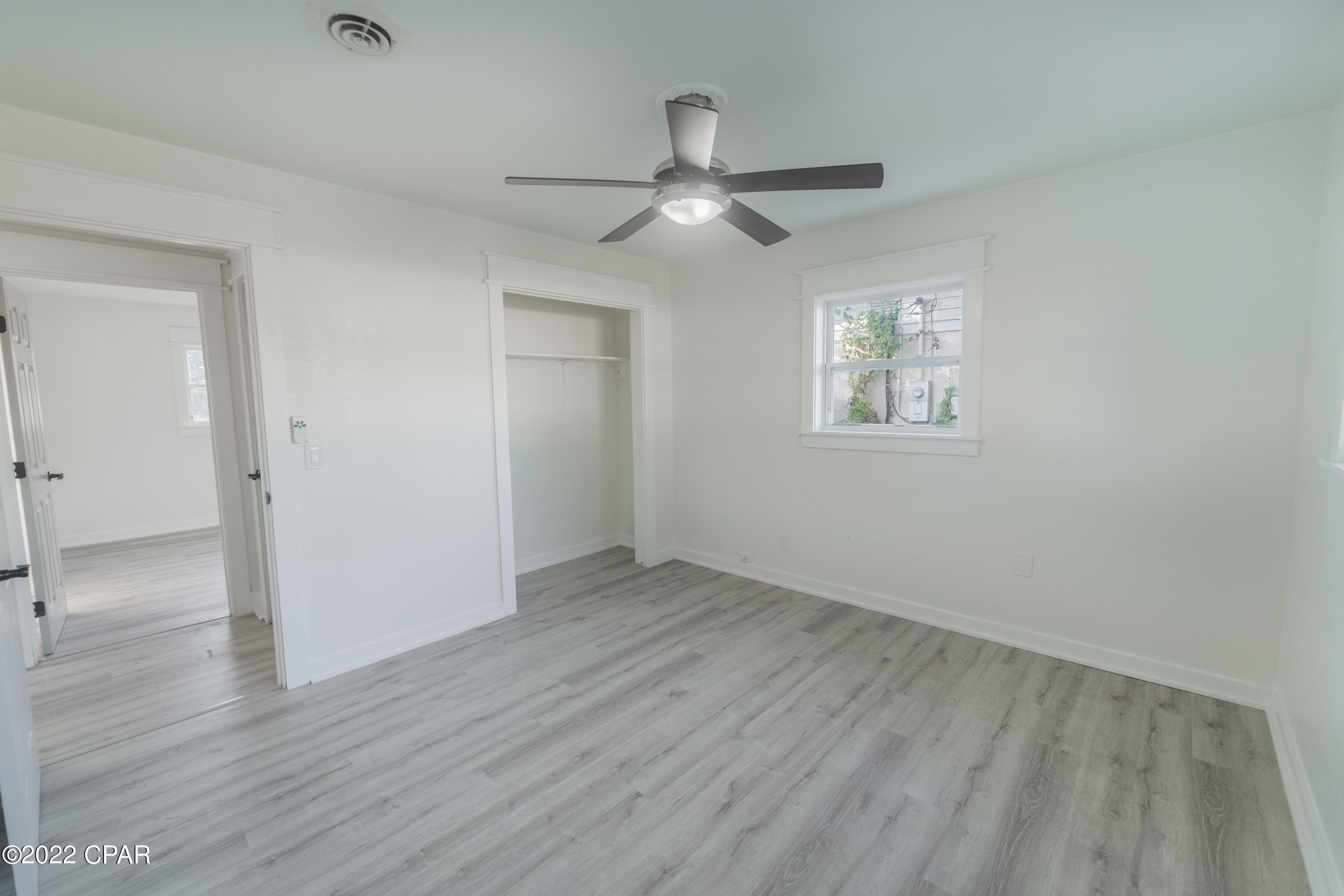 Parkway Manor - Residential