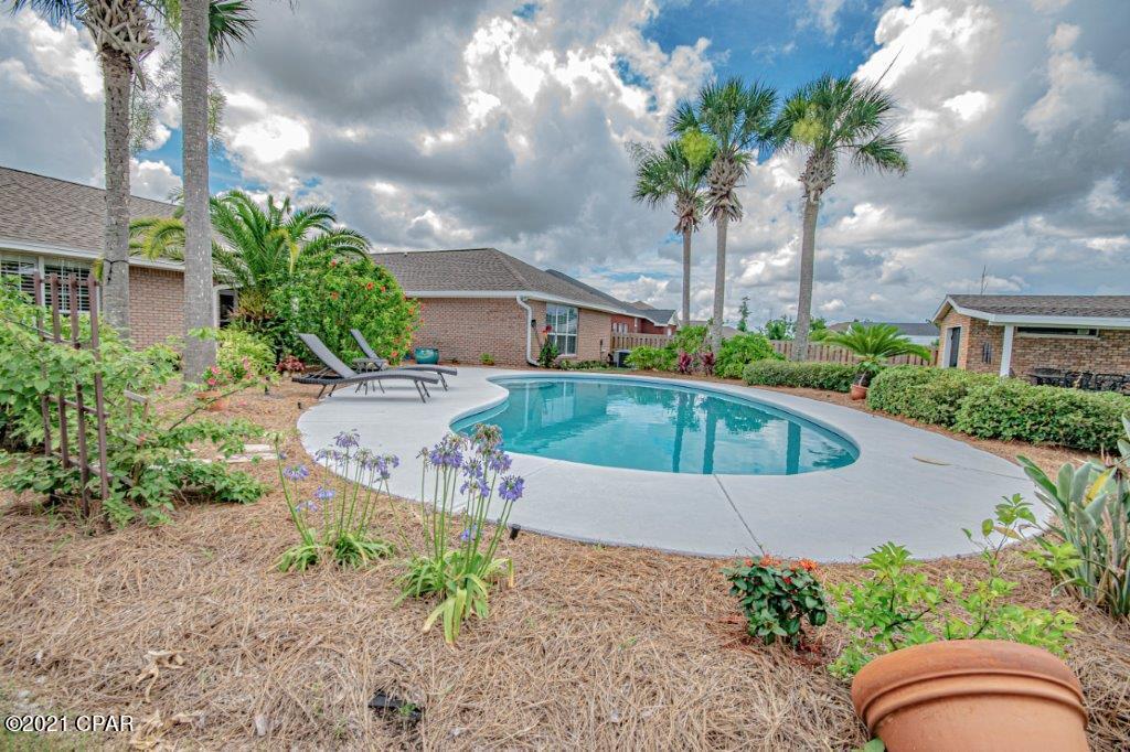 Huntington Ridge - Residential