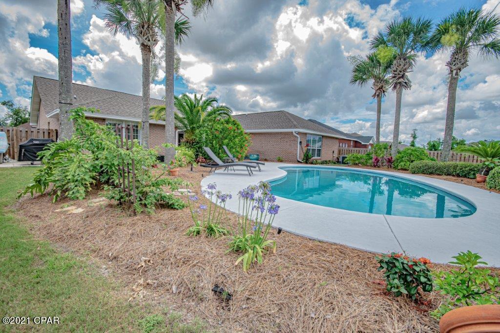 Huntington Ridge - Residential