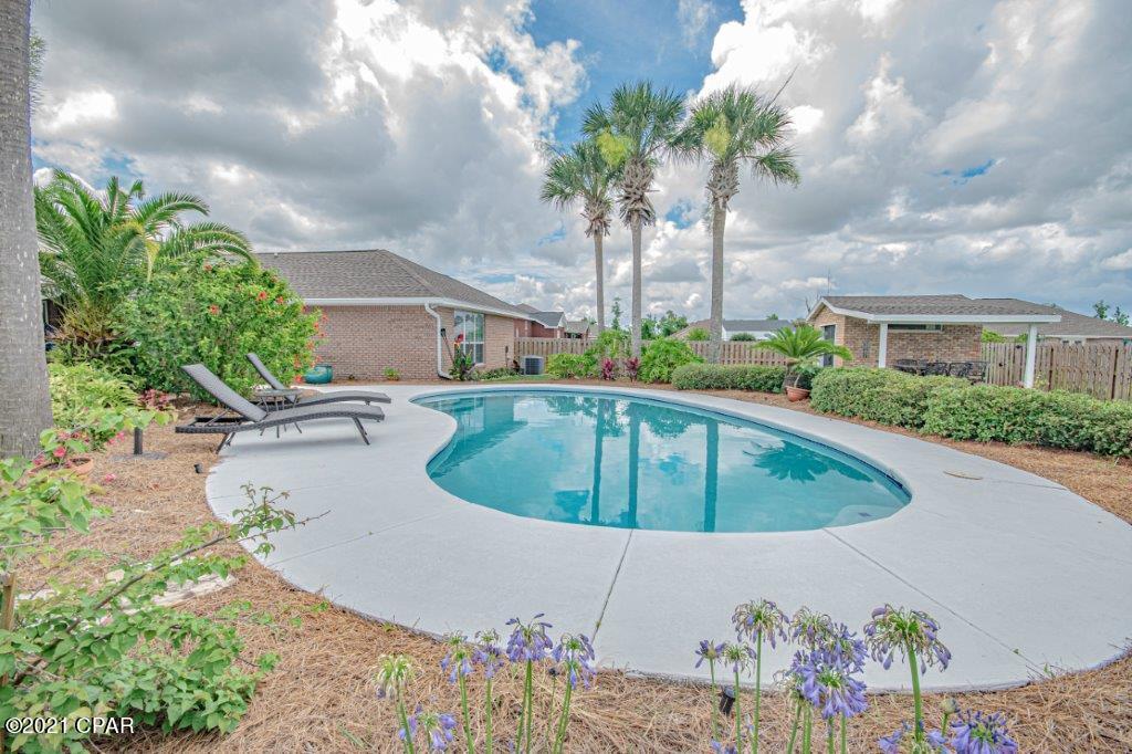 Huntington Ridge - Residential