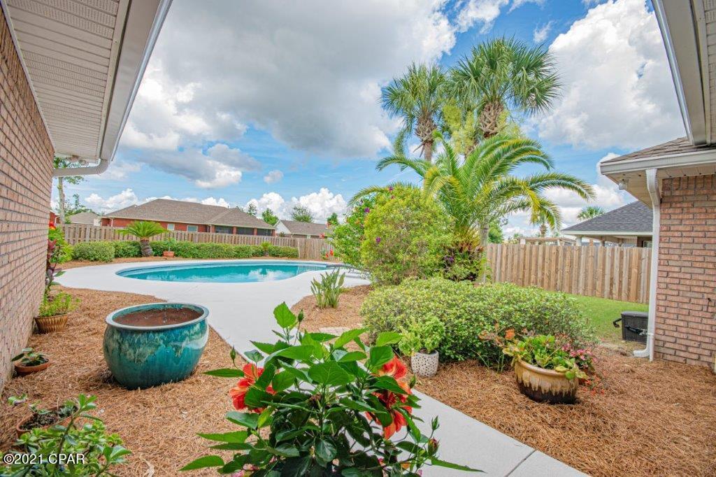 Huntington Ridge - Residential