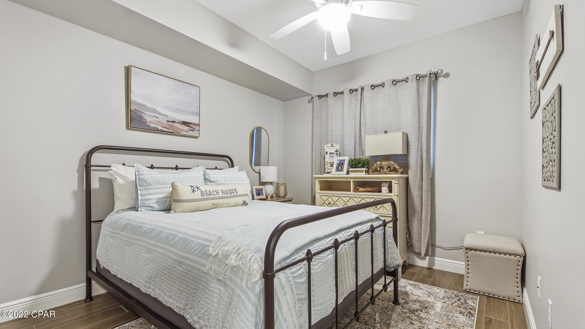 Sterling Breeze - Residential