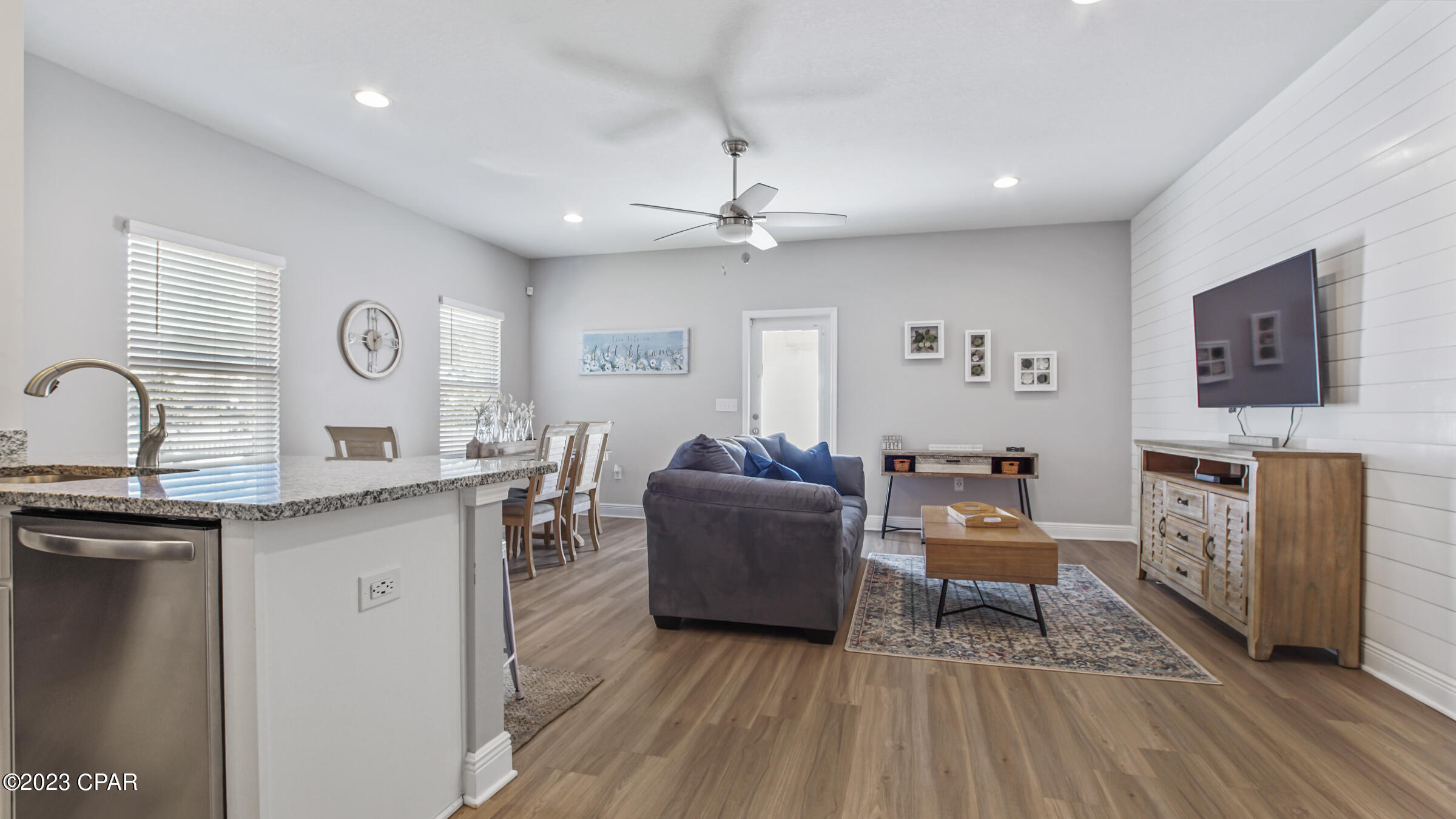 Hathaway Townhomes - Residential Lease