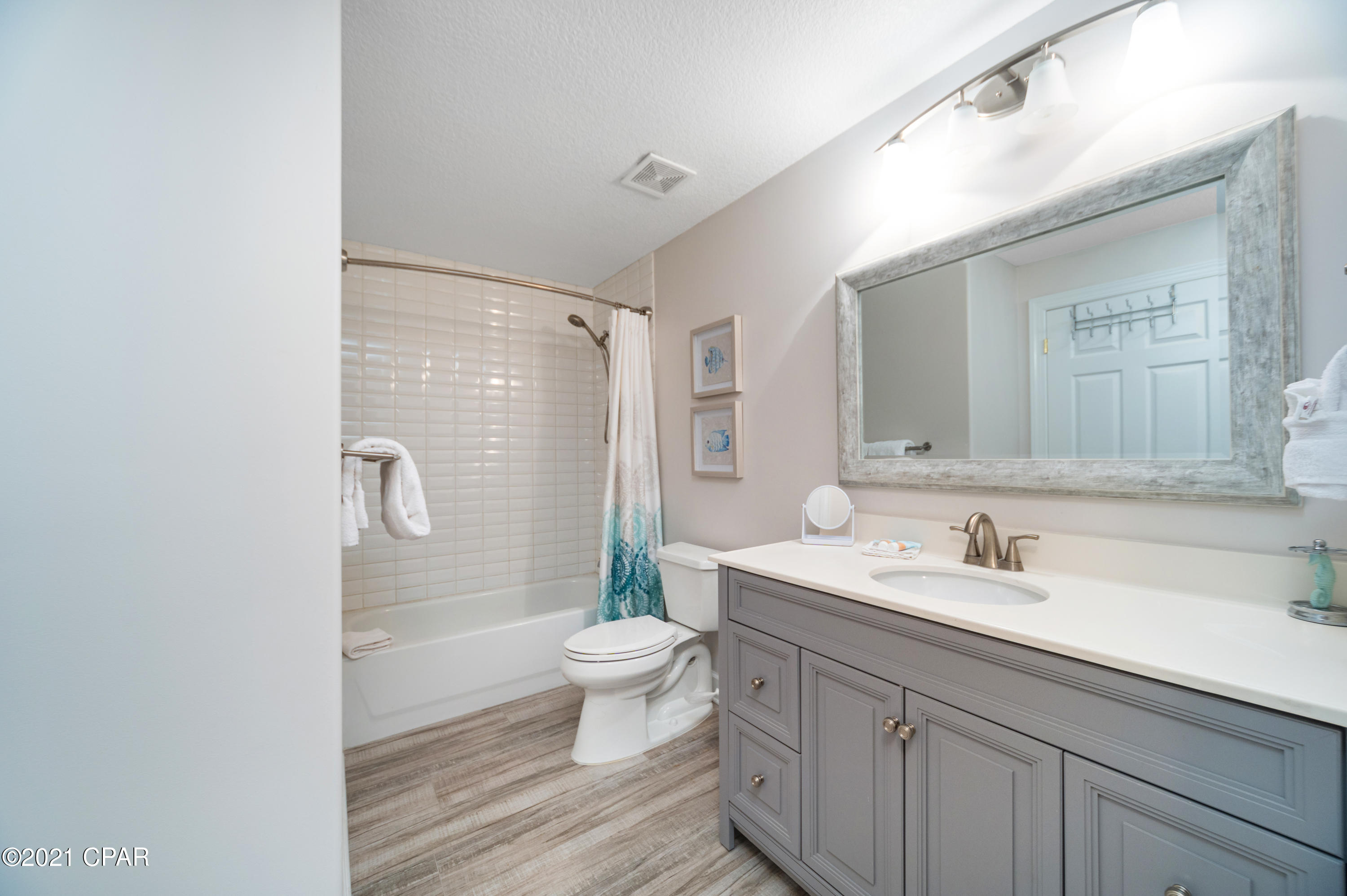 Tropic Winds - Residential