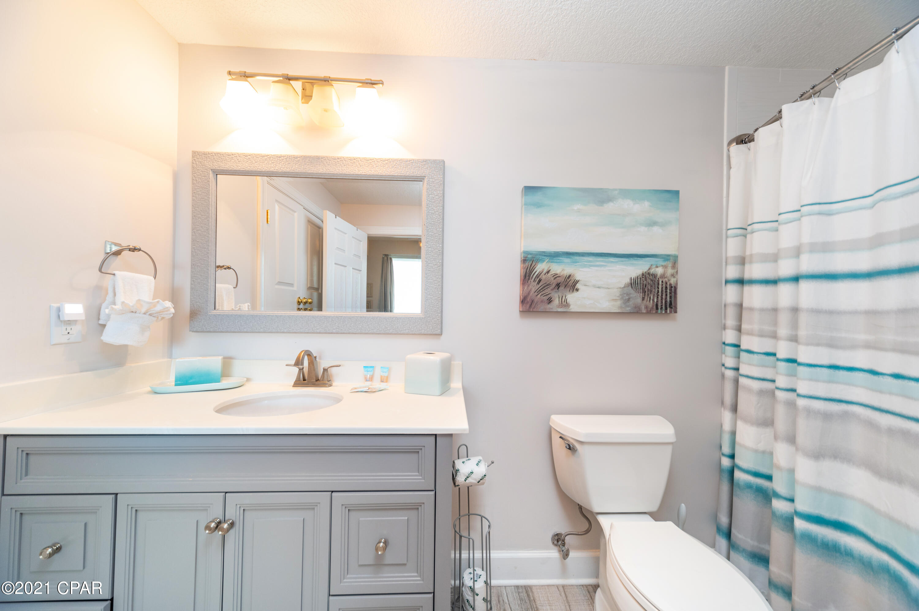 Tropic Winds - Residential