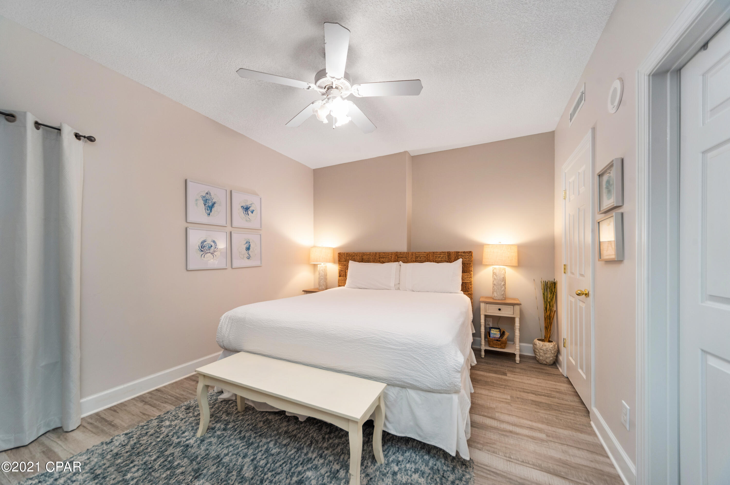 Tropic Winds - Residential