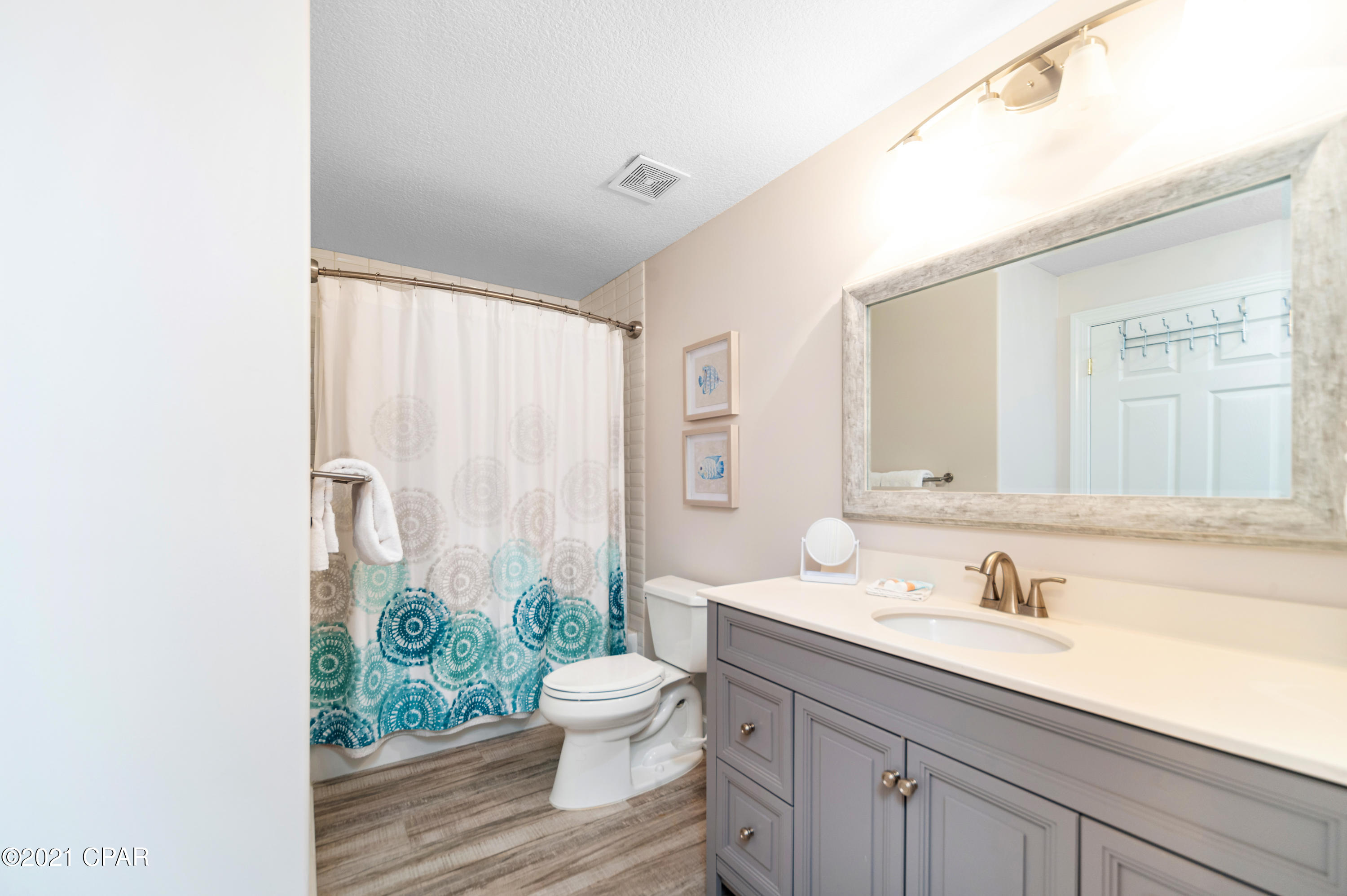 Tropic Winds - Residential