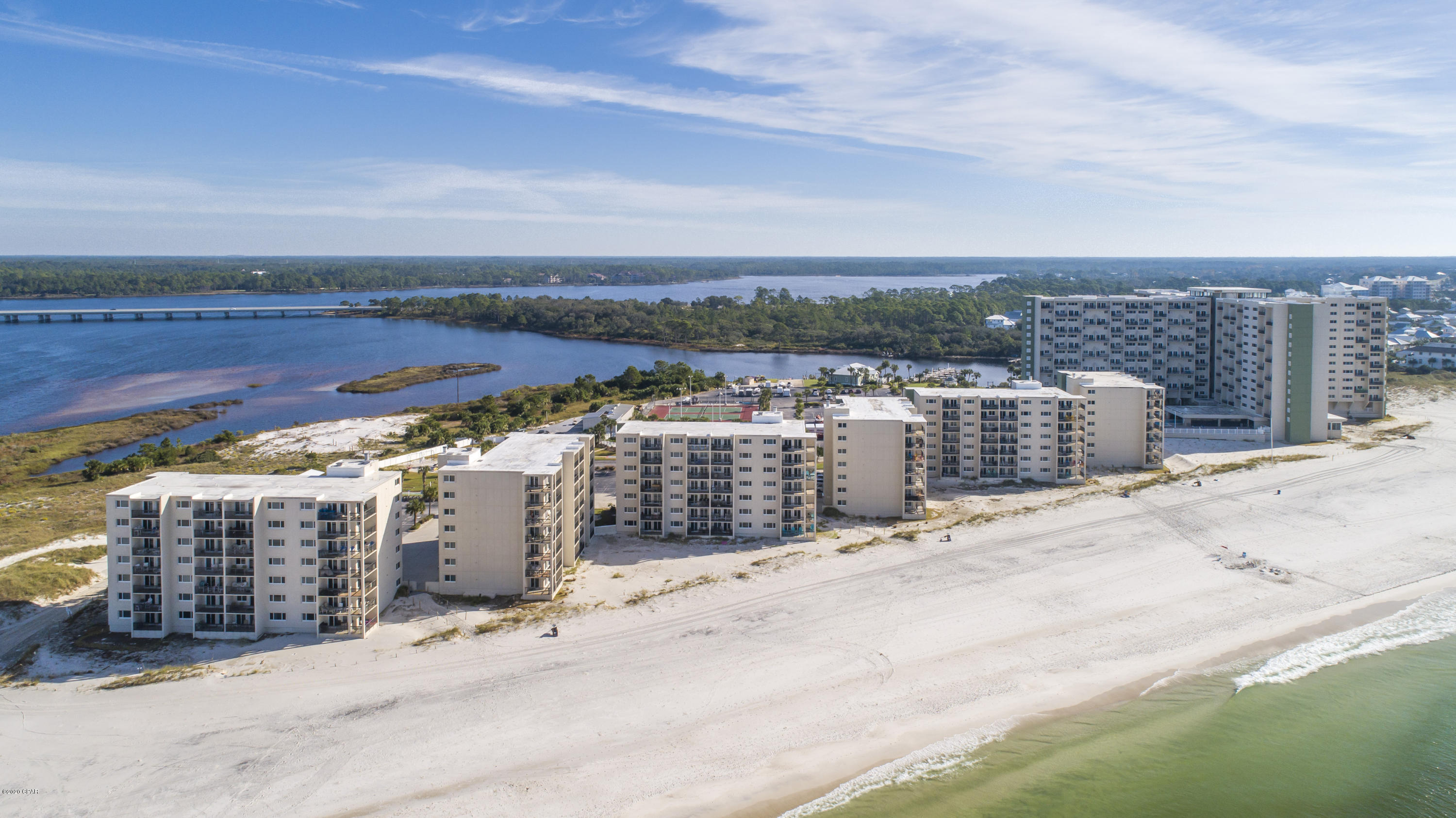 Pinnacle Port - Residential