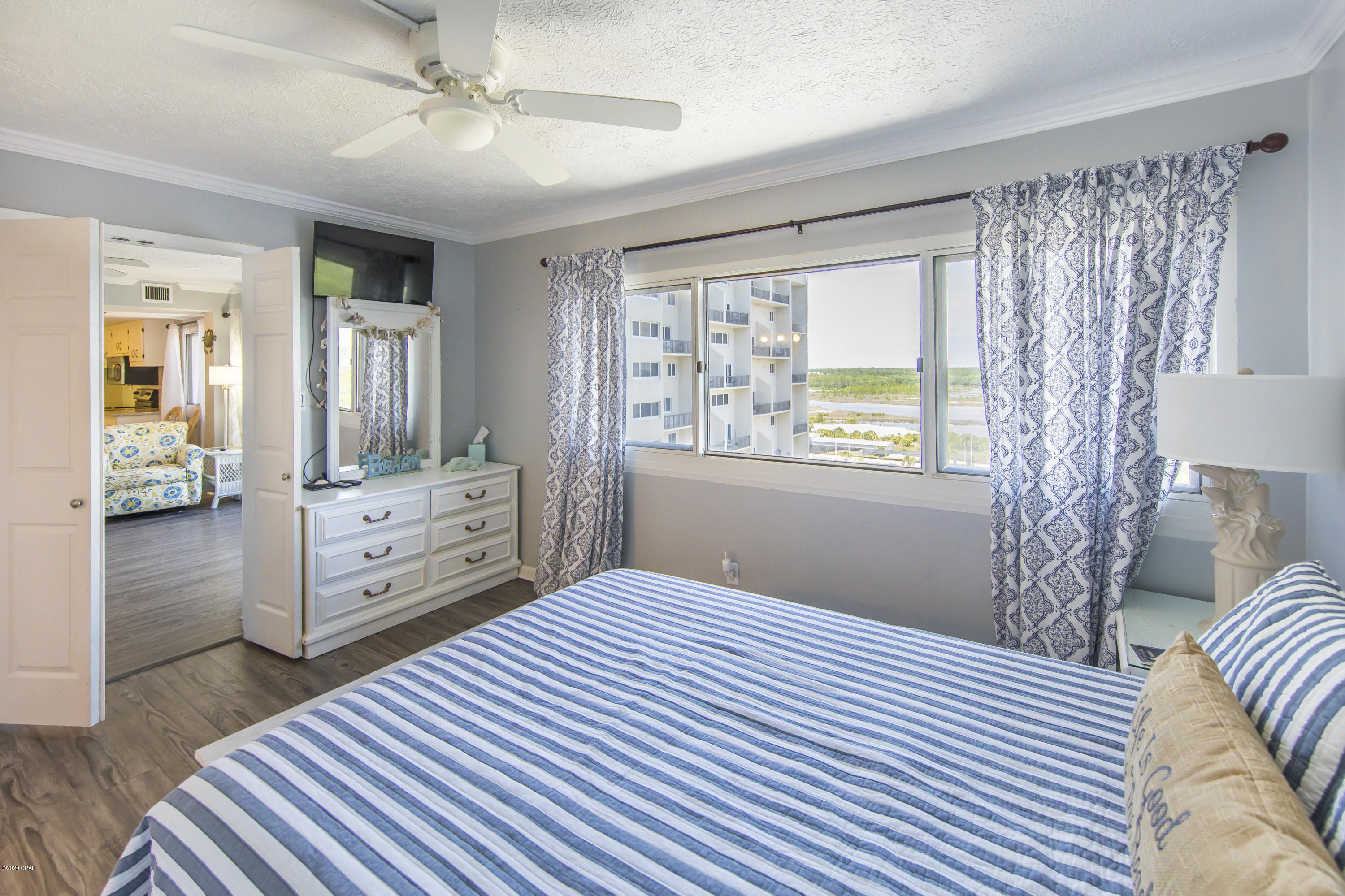 Pinnacle Port - Residential