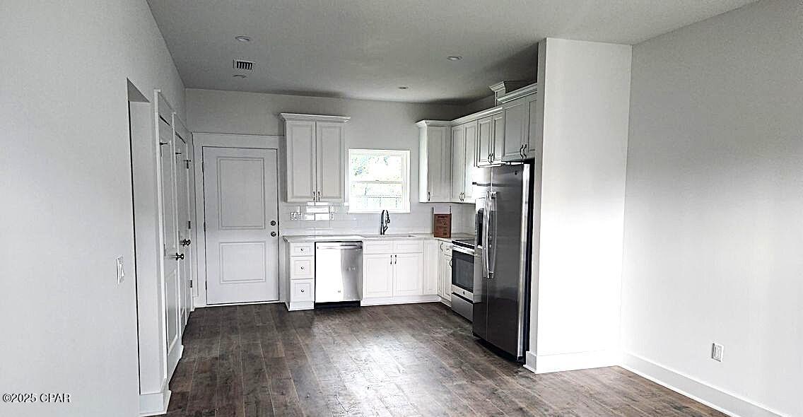 [No Recorded Subdiv] - Residential Lease