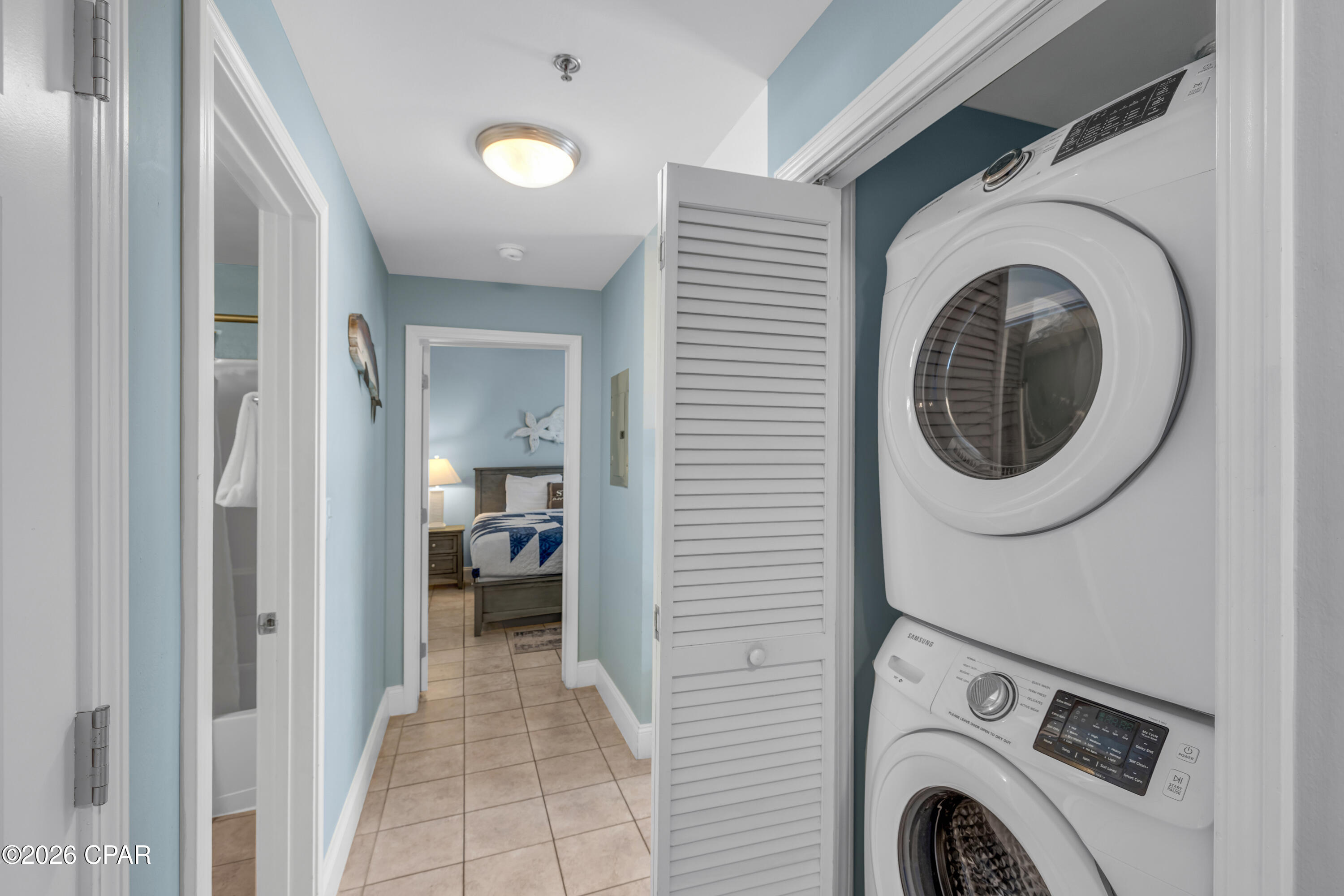 Laketown Wharf - Residential