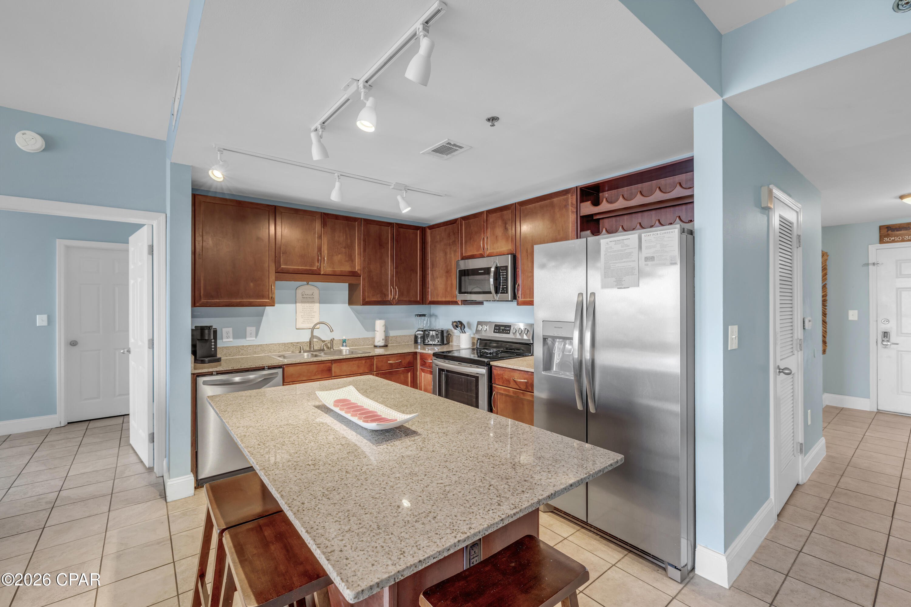 Laketown Wharf - Residential