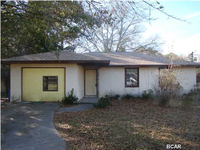 Towne & Country Lake Estates - Residential