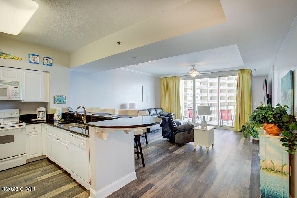 Shores Of Panama - Residential