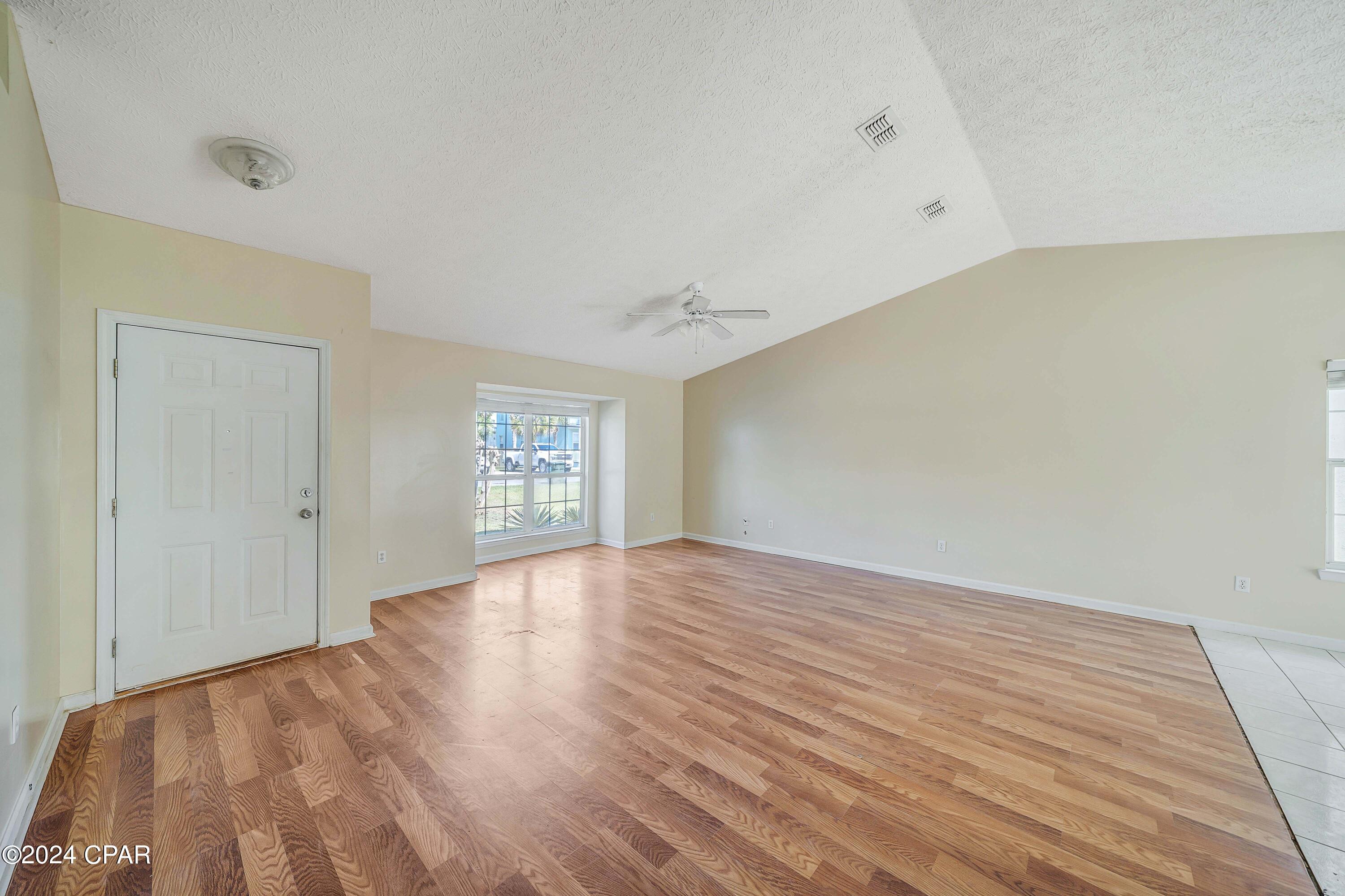 Bid-A-Wee Beach 1st - Residential