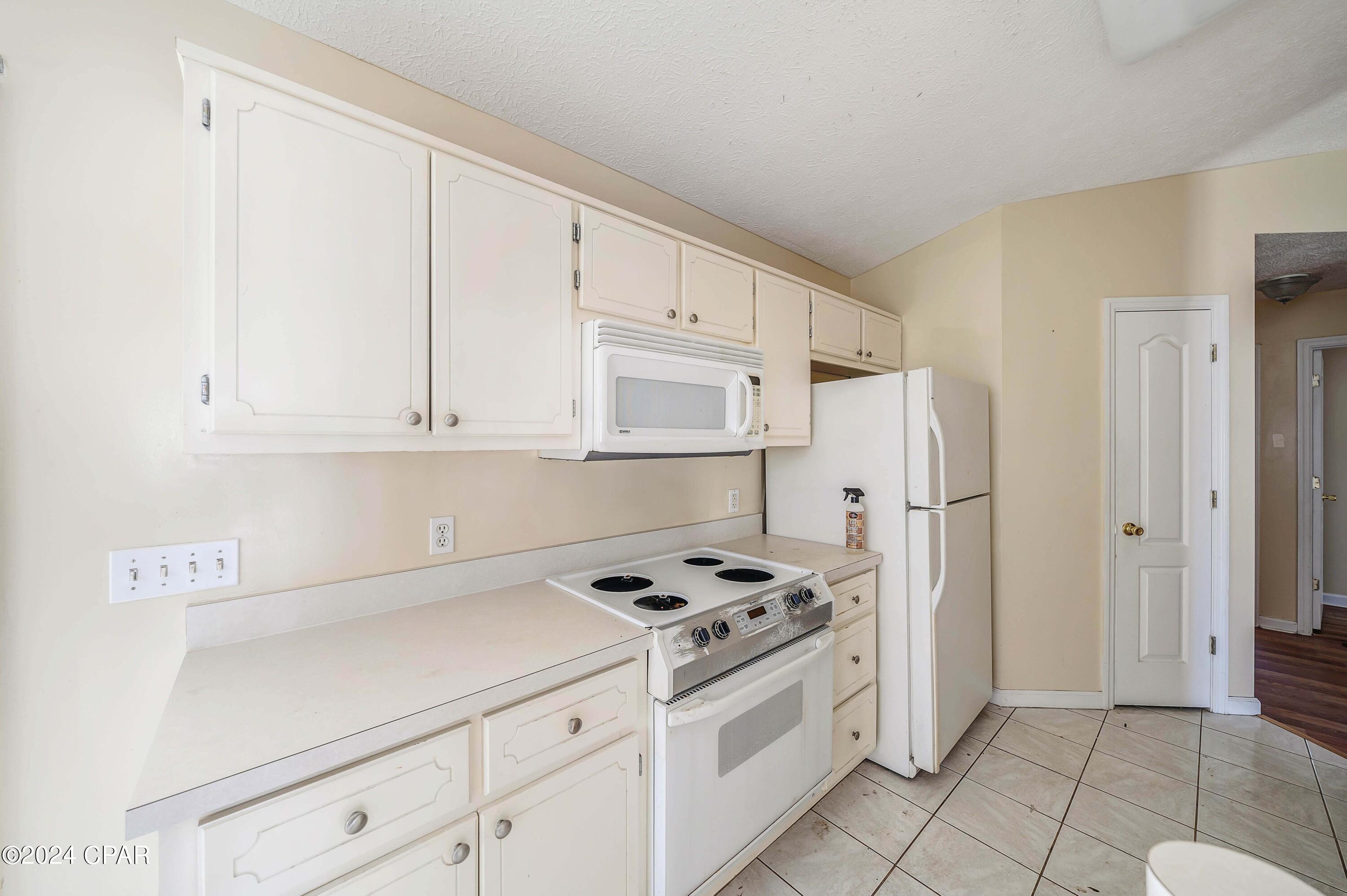 Bid-A-Wee Beach 1st - Residential