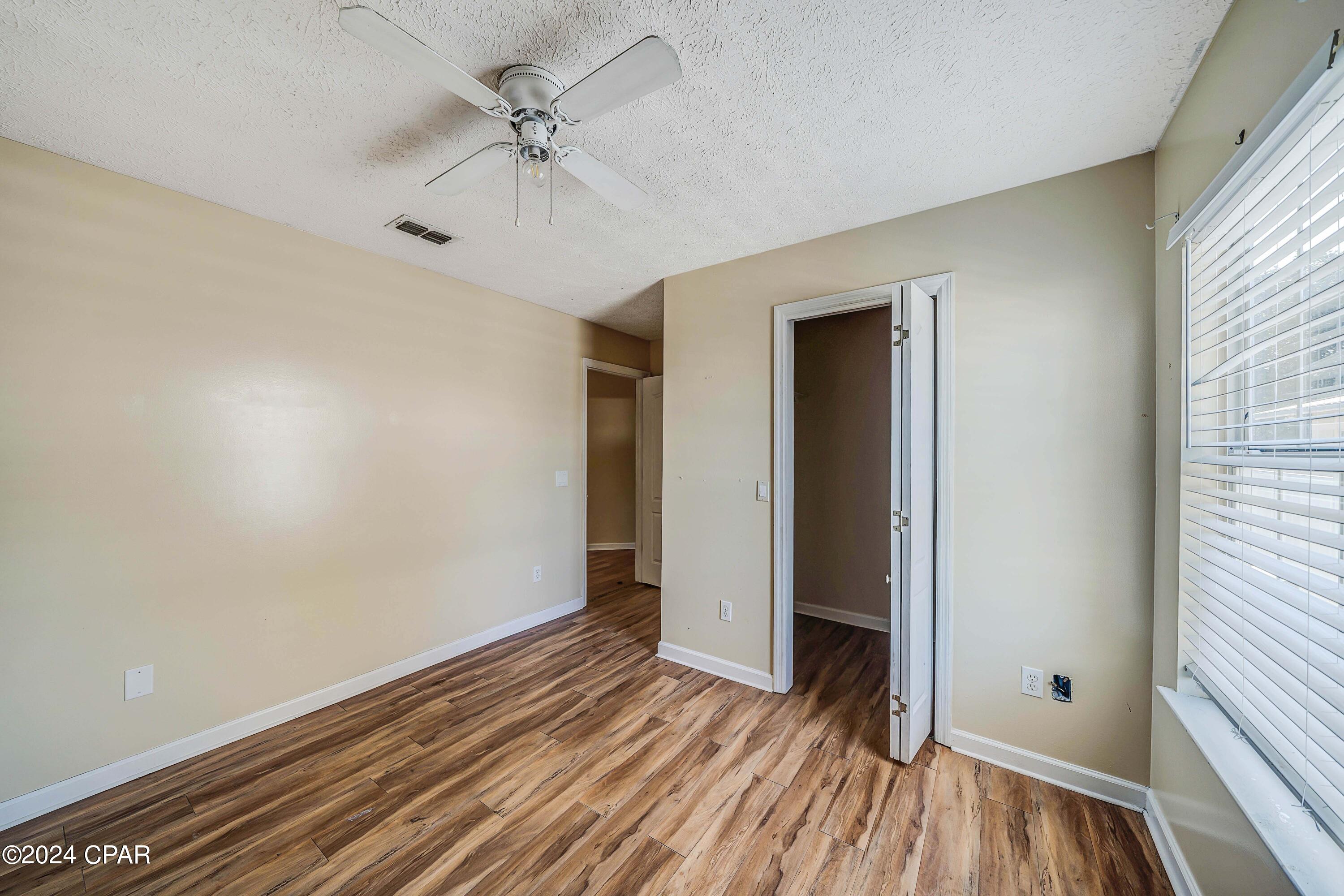 Bid-A-Wee Beach 1st - Residential