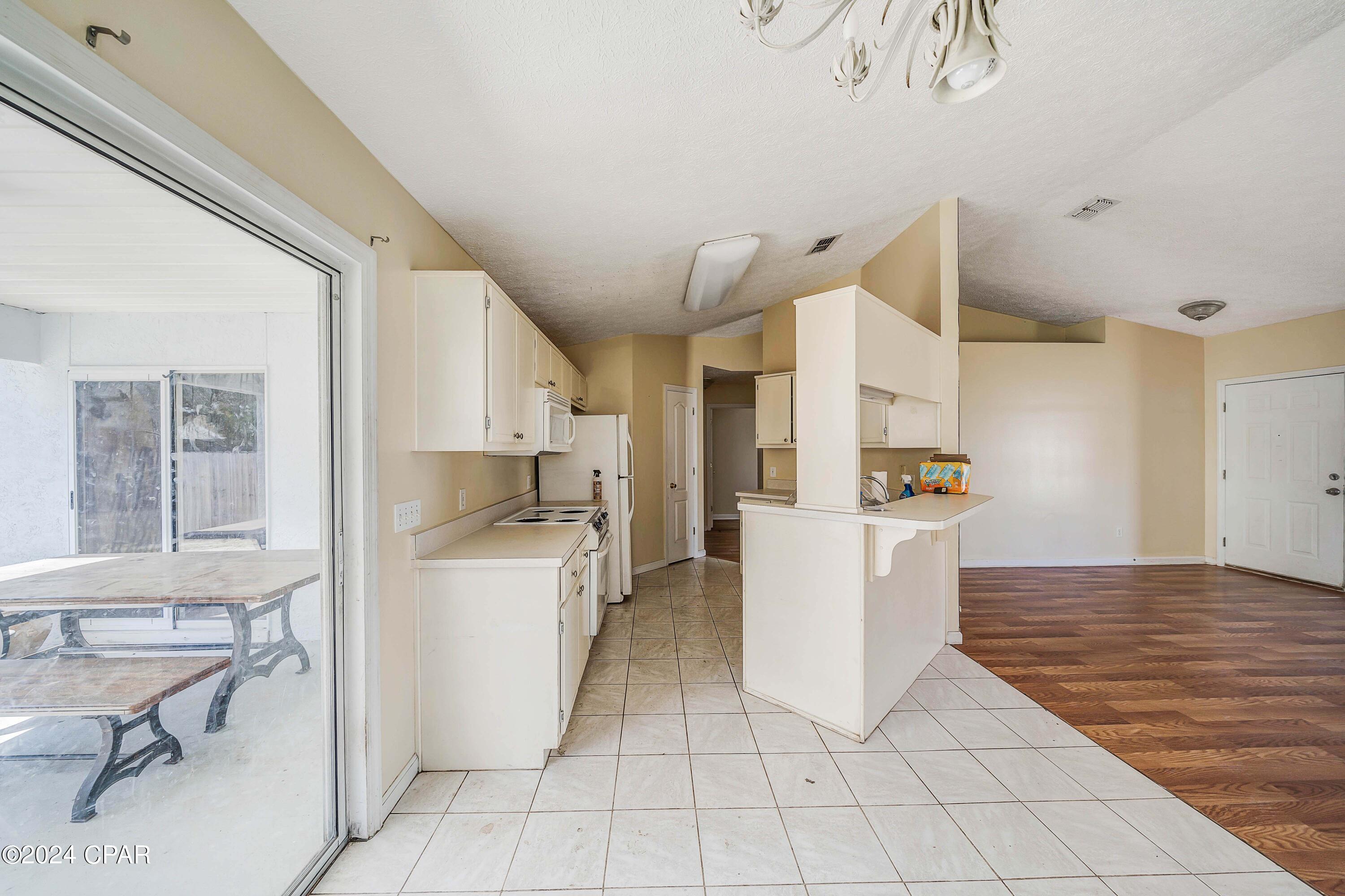 Bid-A-Wee Beach 1st - Residential