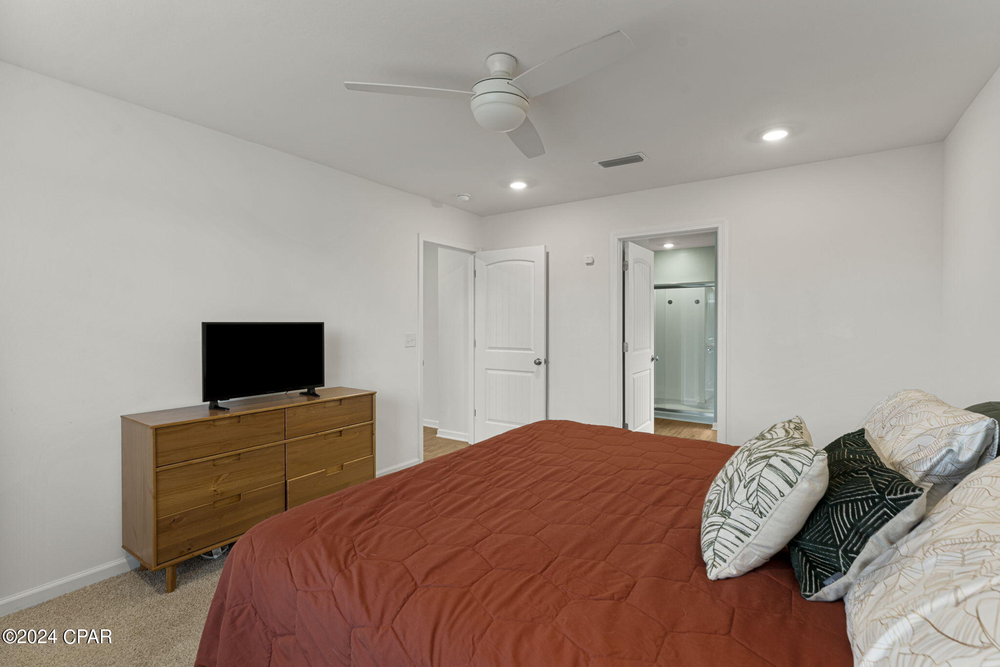 Olde Towne Village - Residential