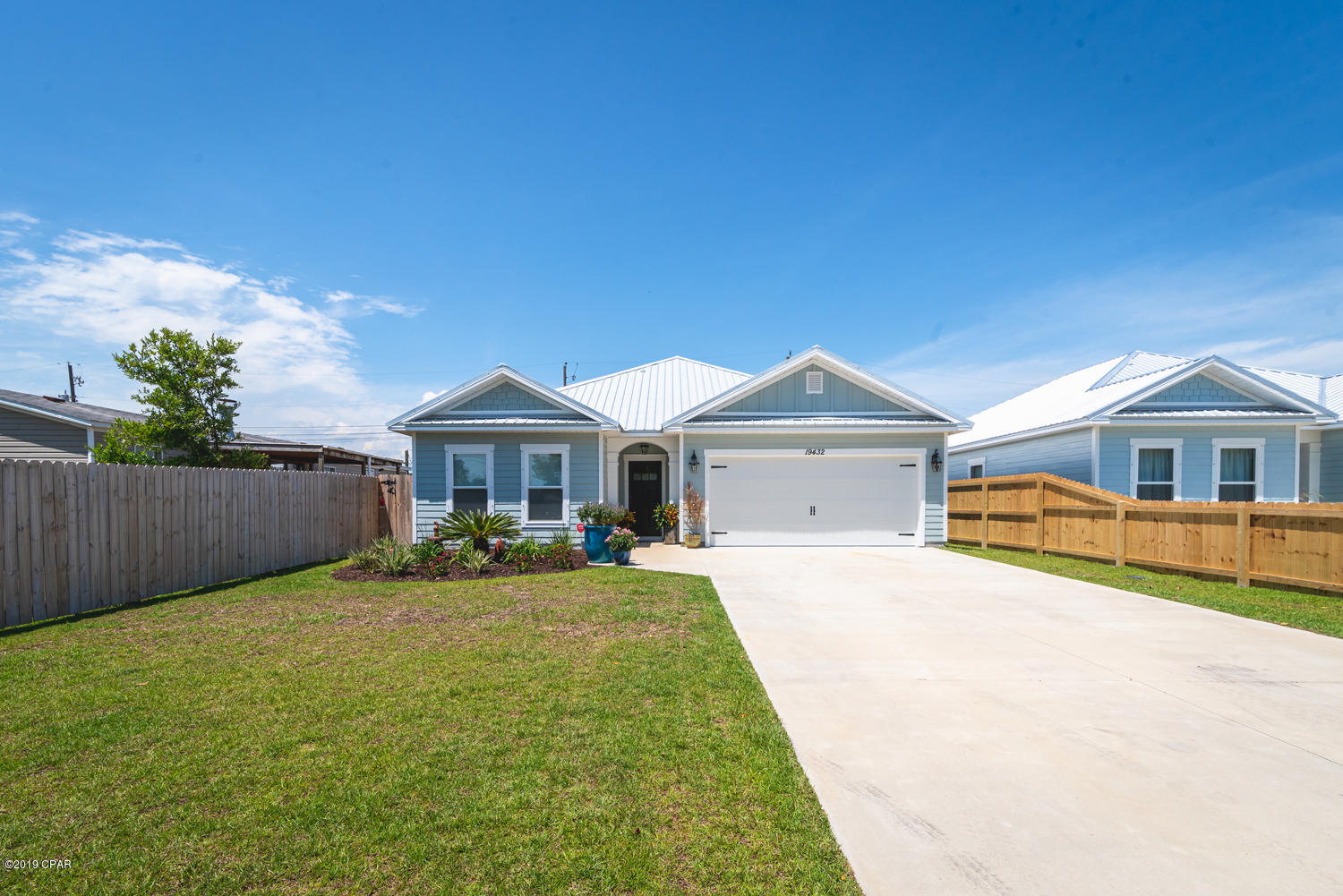 Laguna Beach Plaza - Residential