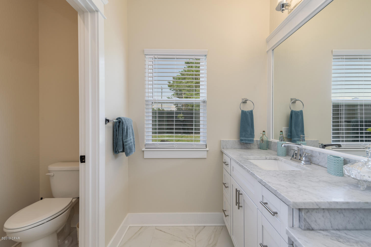 Laguna Beach Plaza - Residential