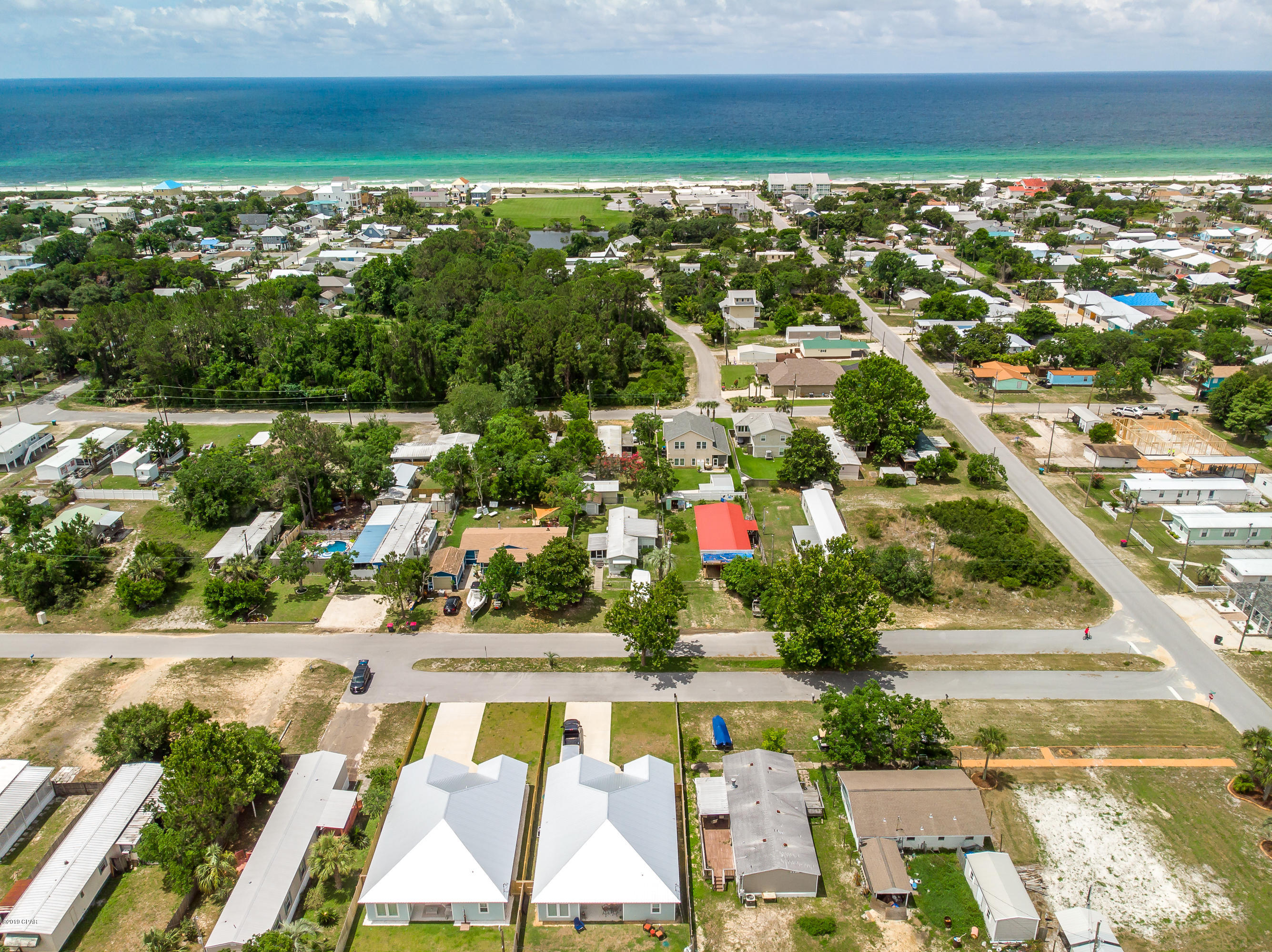 Laguna Beach Plaza - Residential