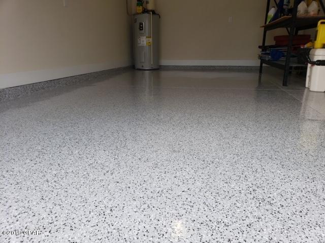 Laguna Beach Plaza - Residential