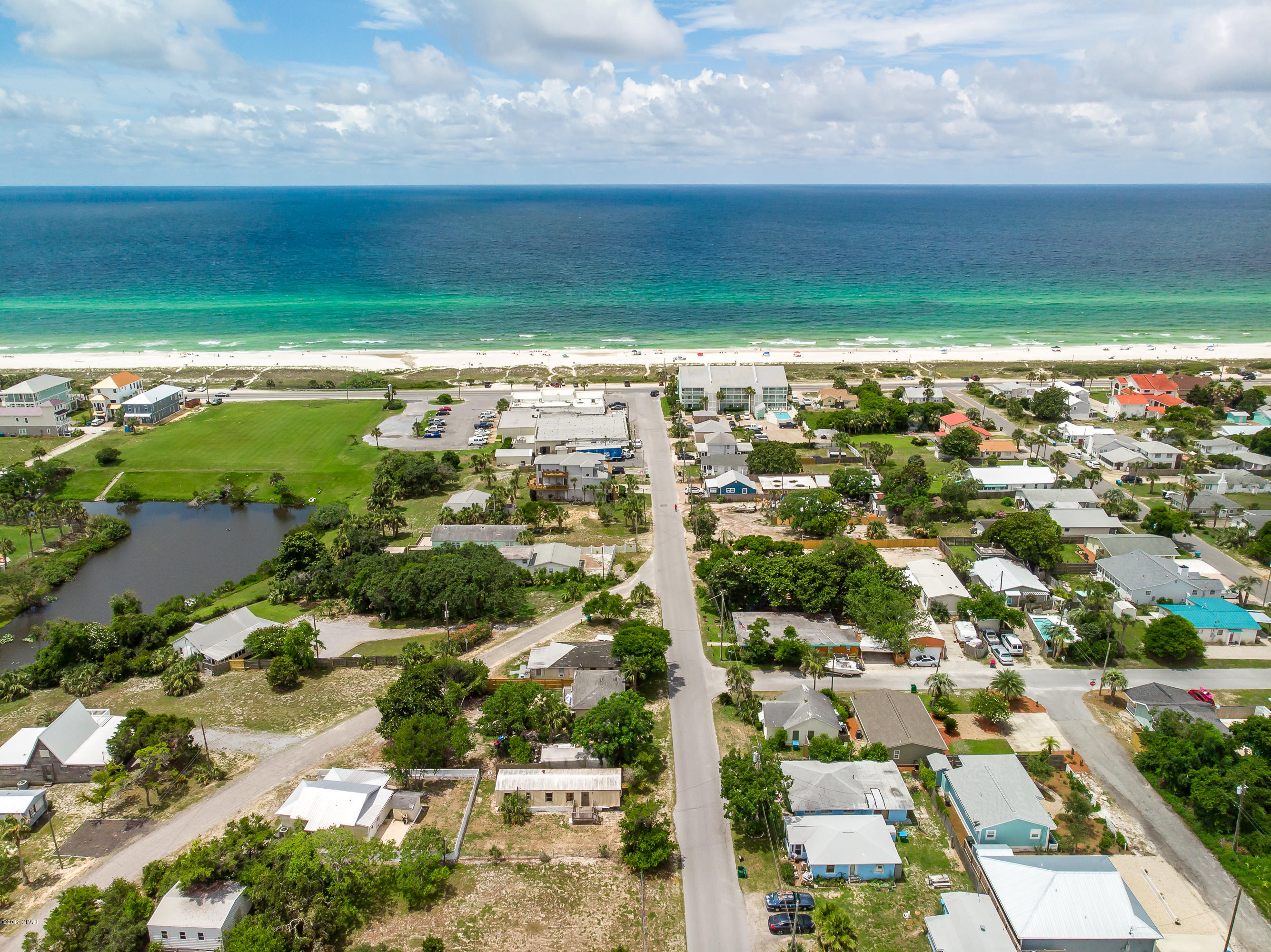 Laguna Beach Plaza - Residential