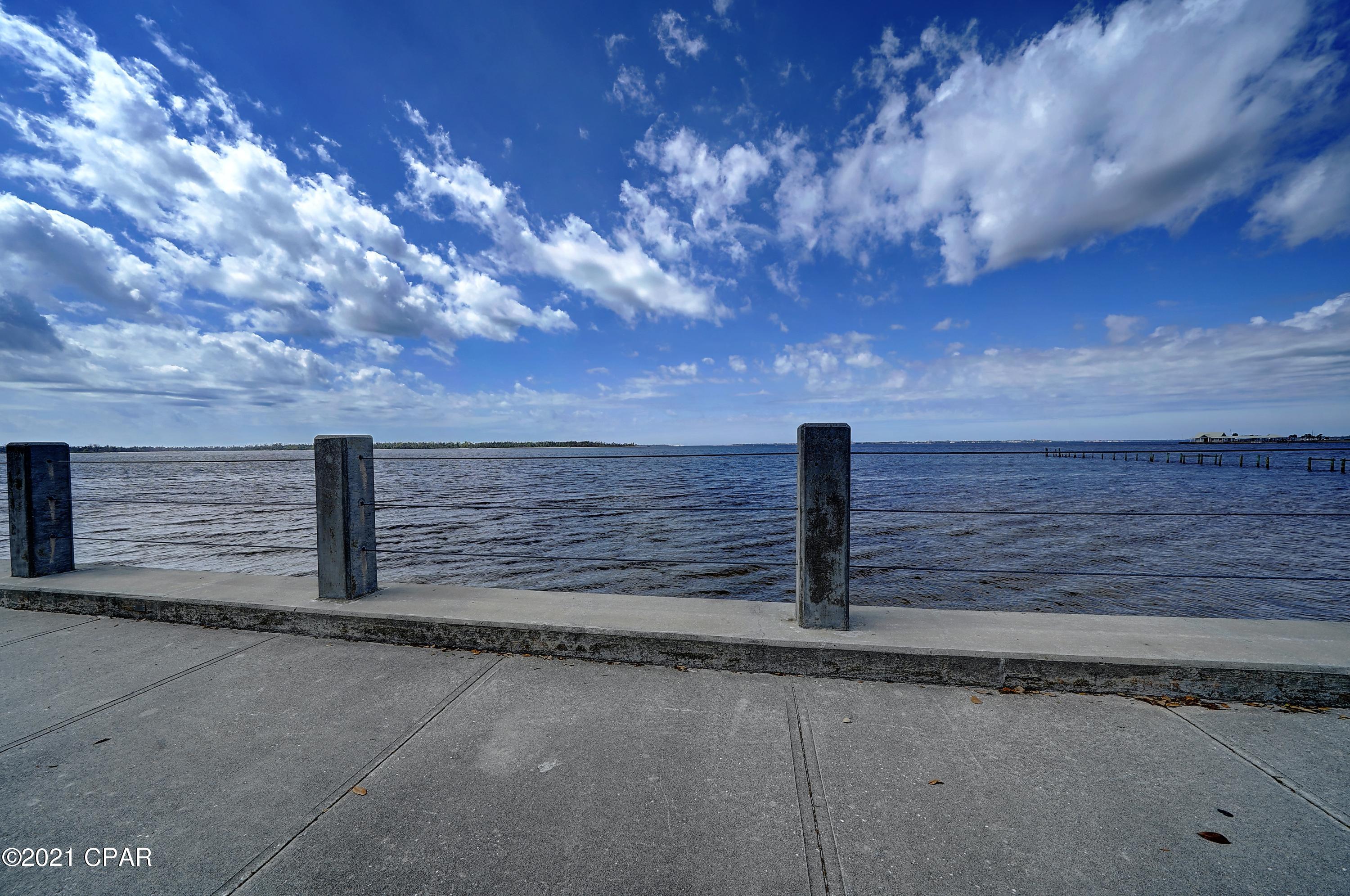 Bay Club Condo Ph 2 - Residential