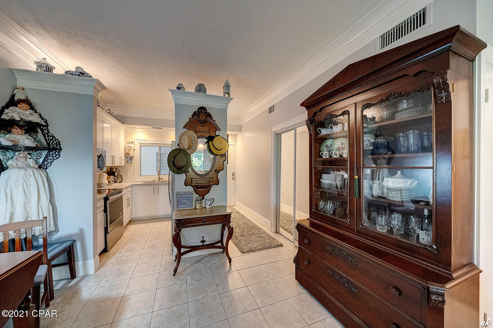 Bay Club Condo Ph 2 - Residential