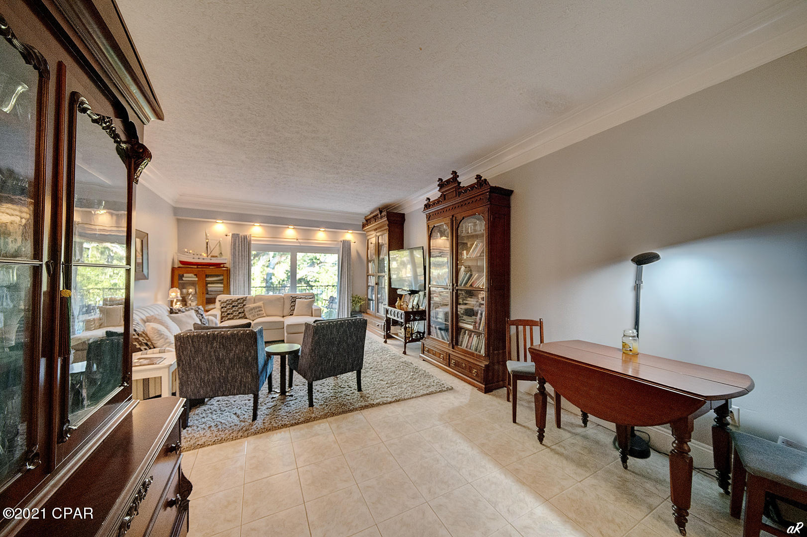 Bay Club Condo Ph 2 - Residential