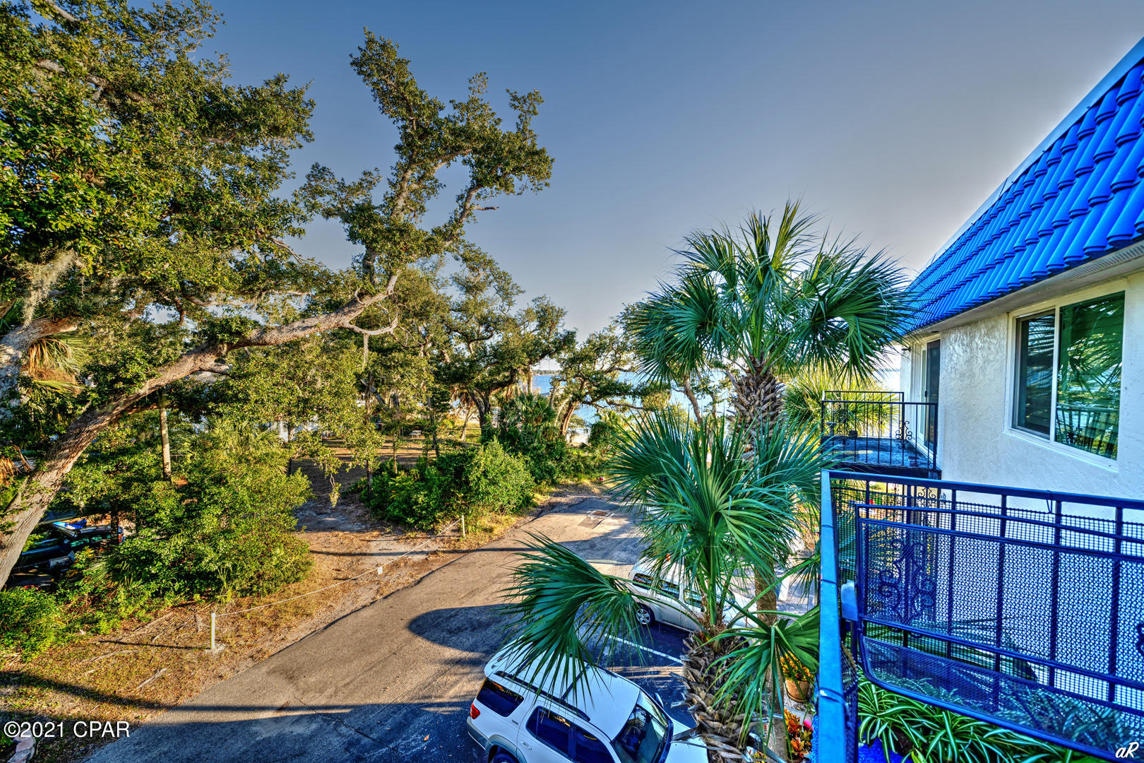 Bay Club Condo Ph 2 - Residential