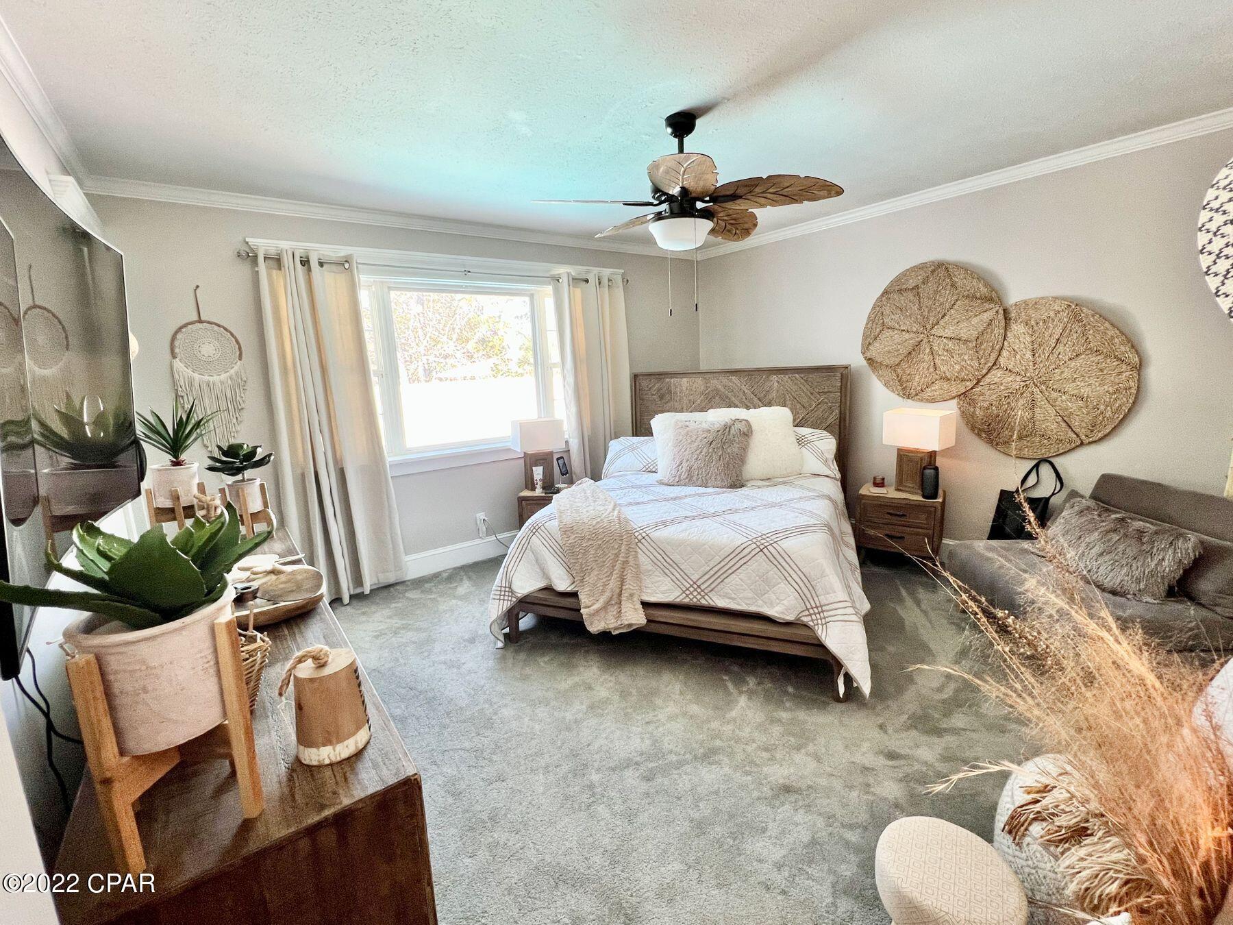 Diamond Head-Lakeside - Residential