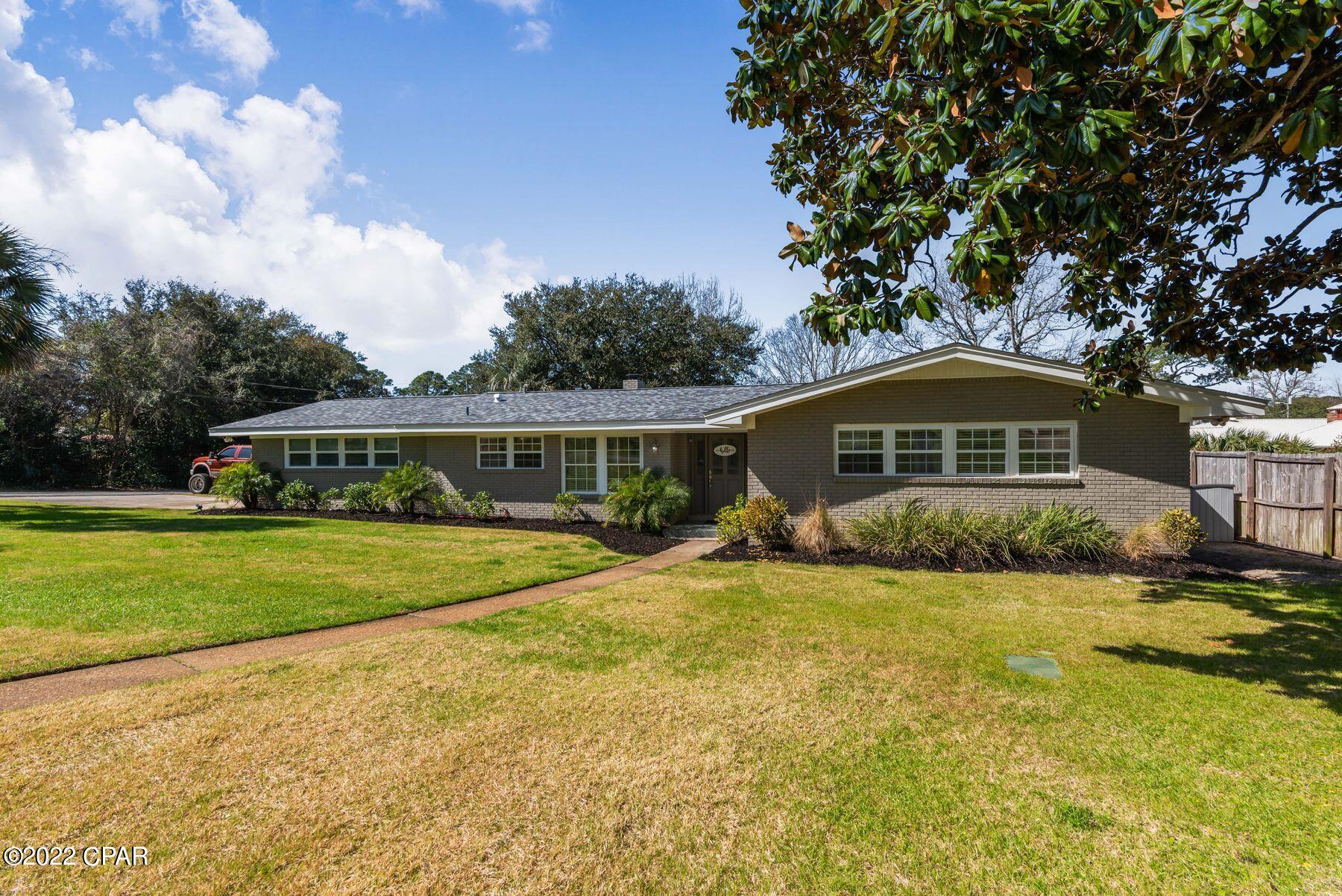 Diamond Head-Lakeside - Residential