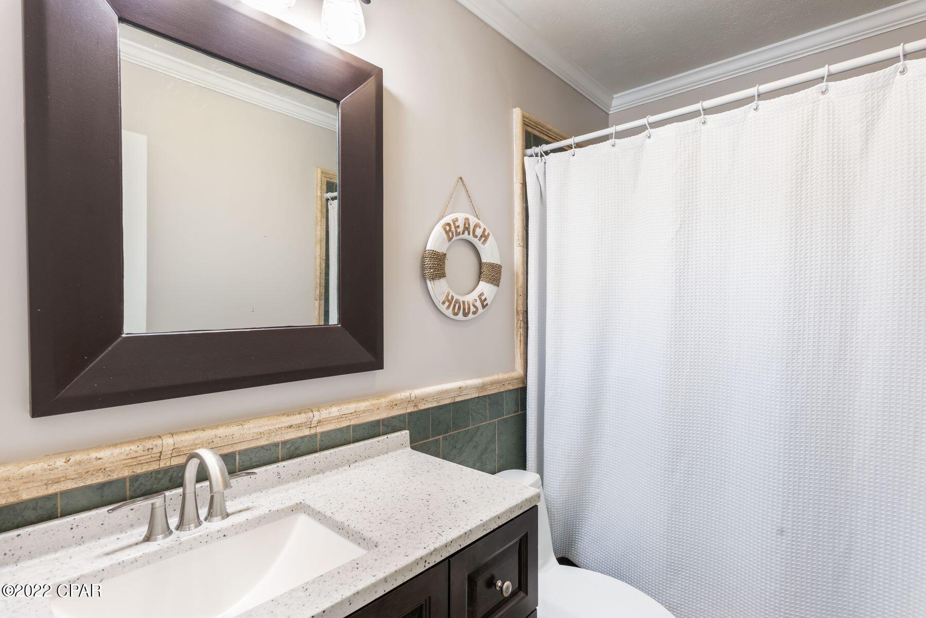 Diamond Head-Lakeside - Residential