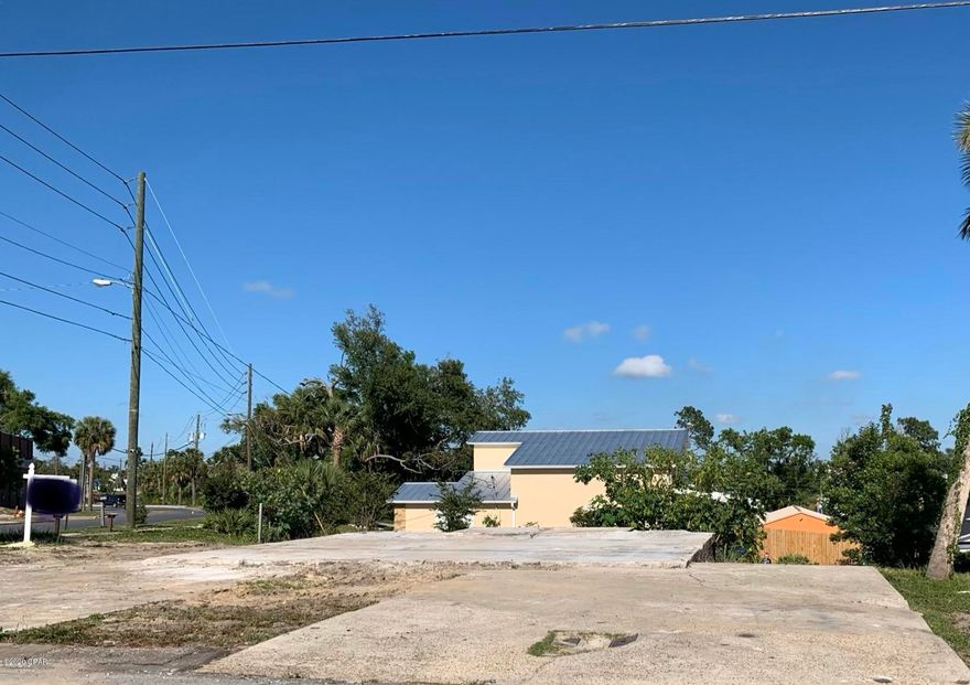 Cleared and cleaned vacant lot Build your detach unit with views of the Watson Bayou. Close to Bay Medical, Tyndall AFB and Downtown. Survey available.  All measurements are approximate, please verify if important.