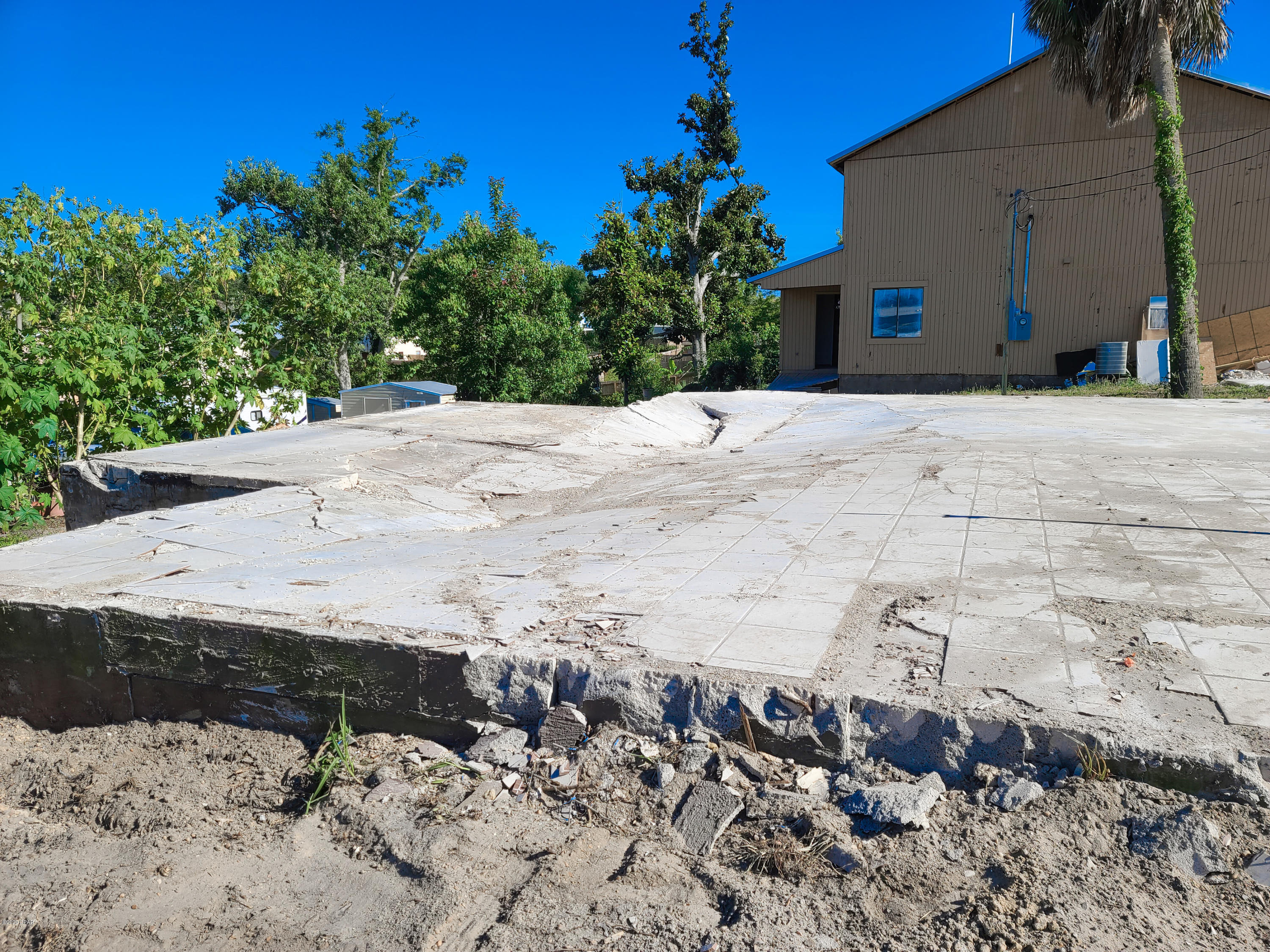 Sudduths 4th Add - Land