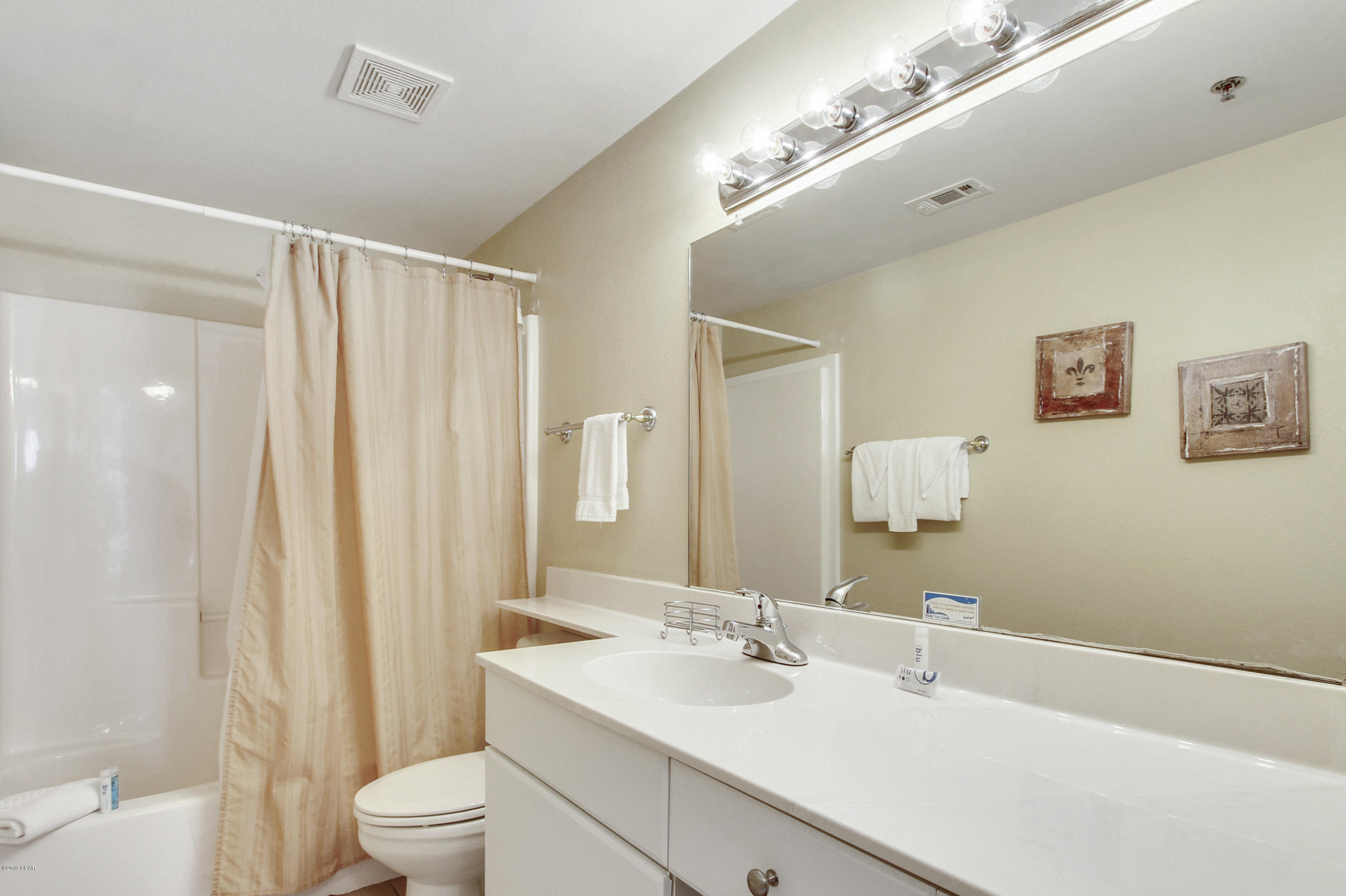 Shores Of Panama Phase I - Residential