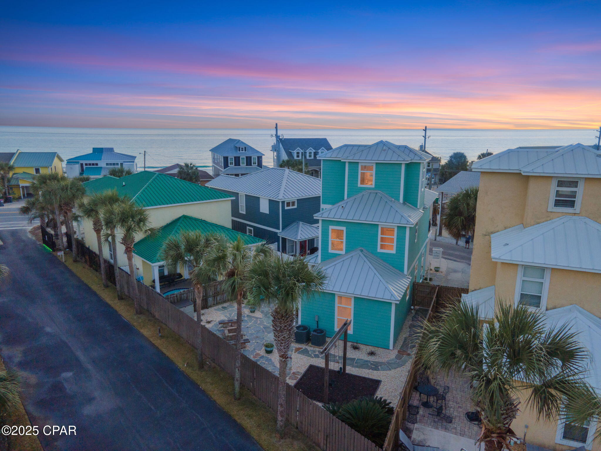 Shores - Residential