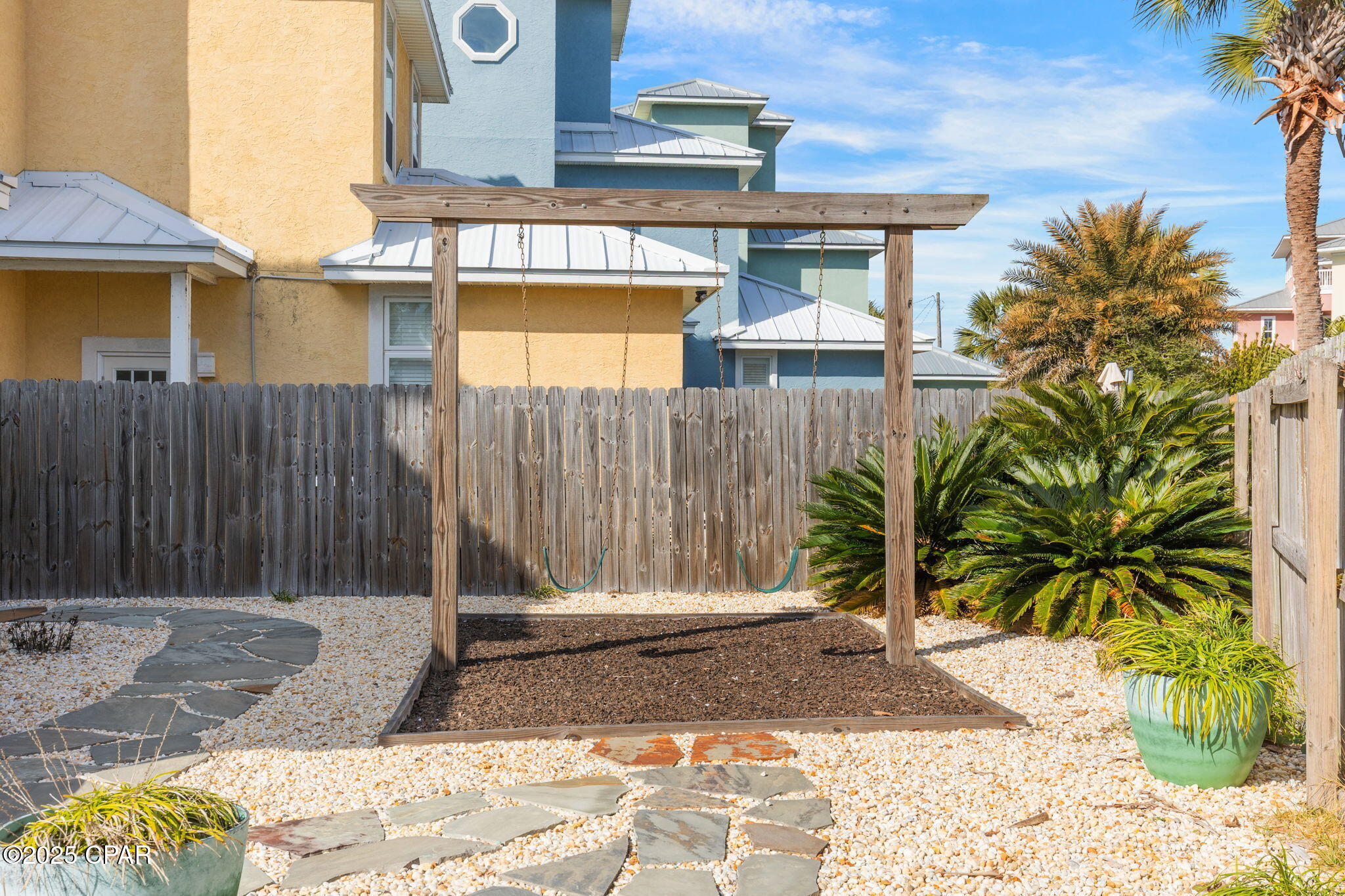 Shores - Residential