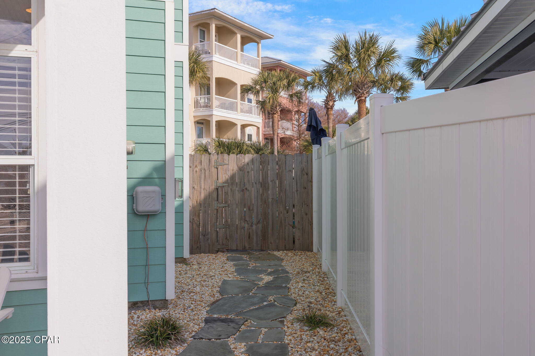 Shores - Residential