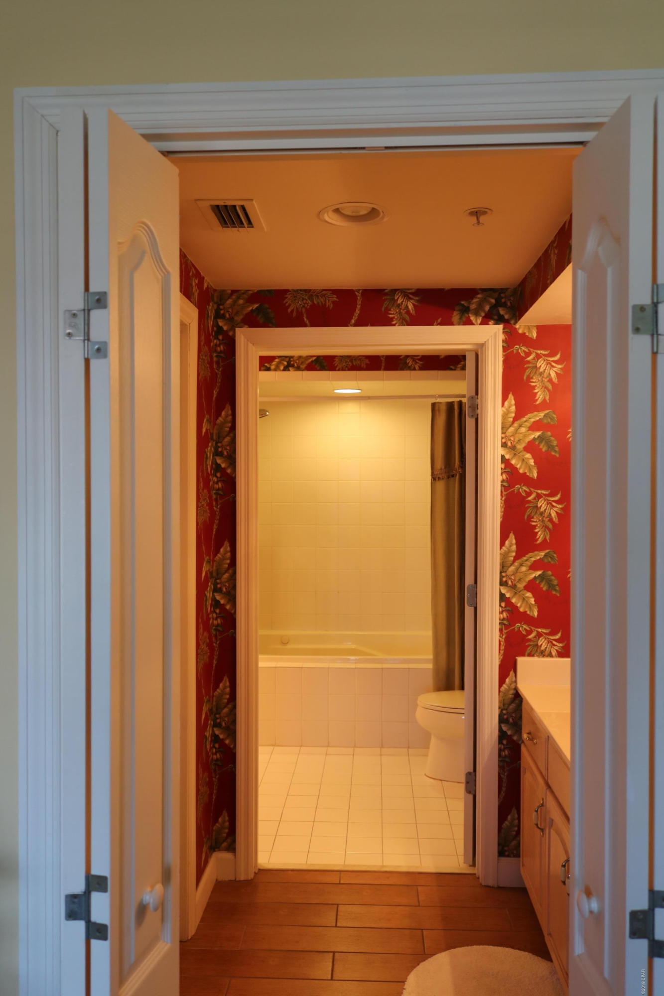 Coral Reef Condo - Residential