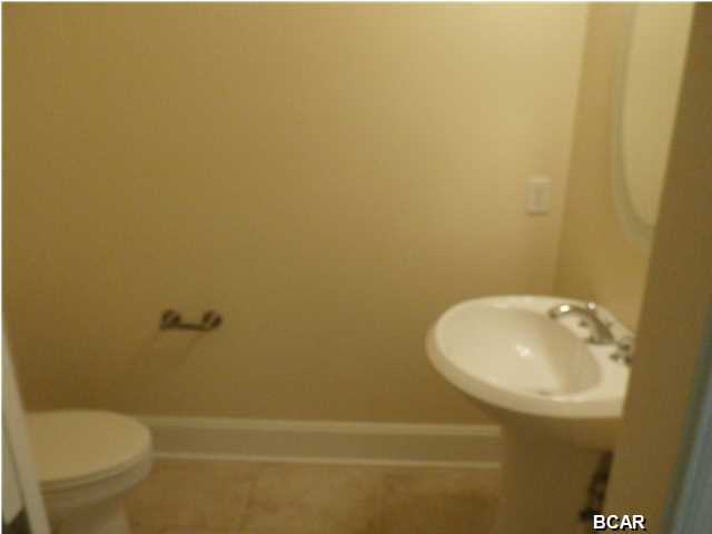 Tierra Verde Phase II - Residential Lease