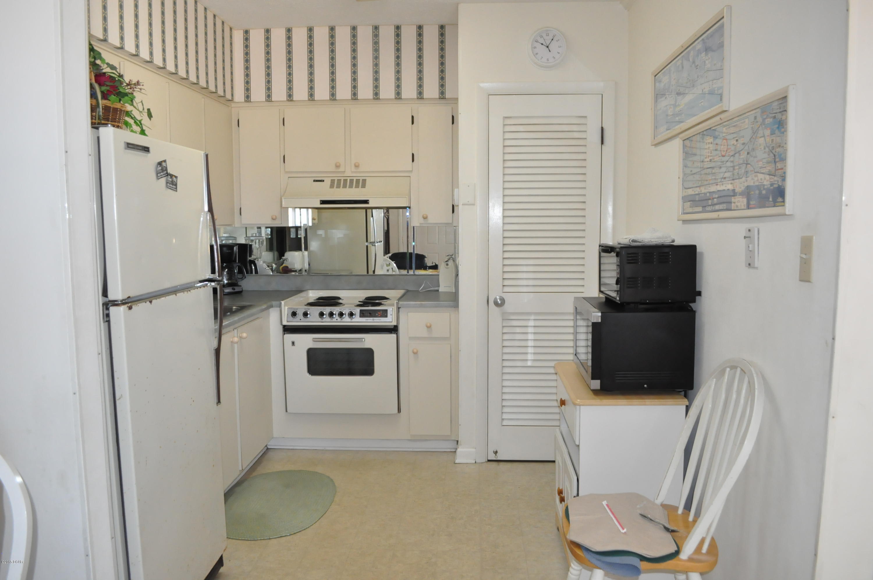 Ocean Terr. Condo. - Residential