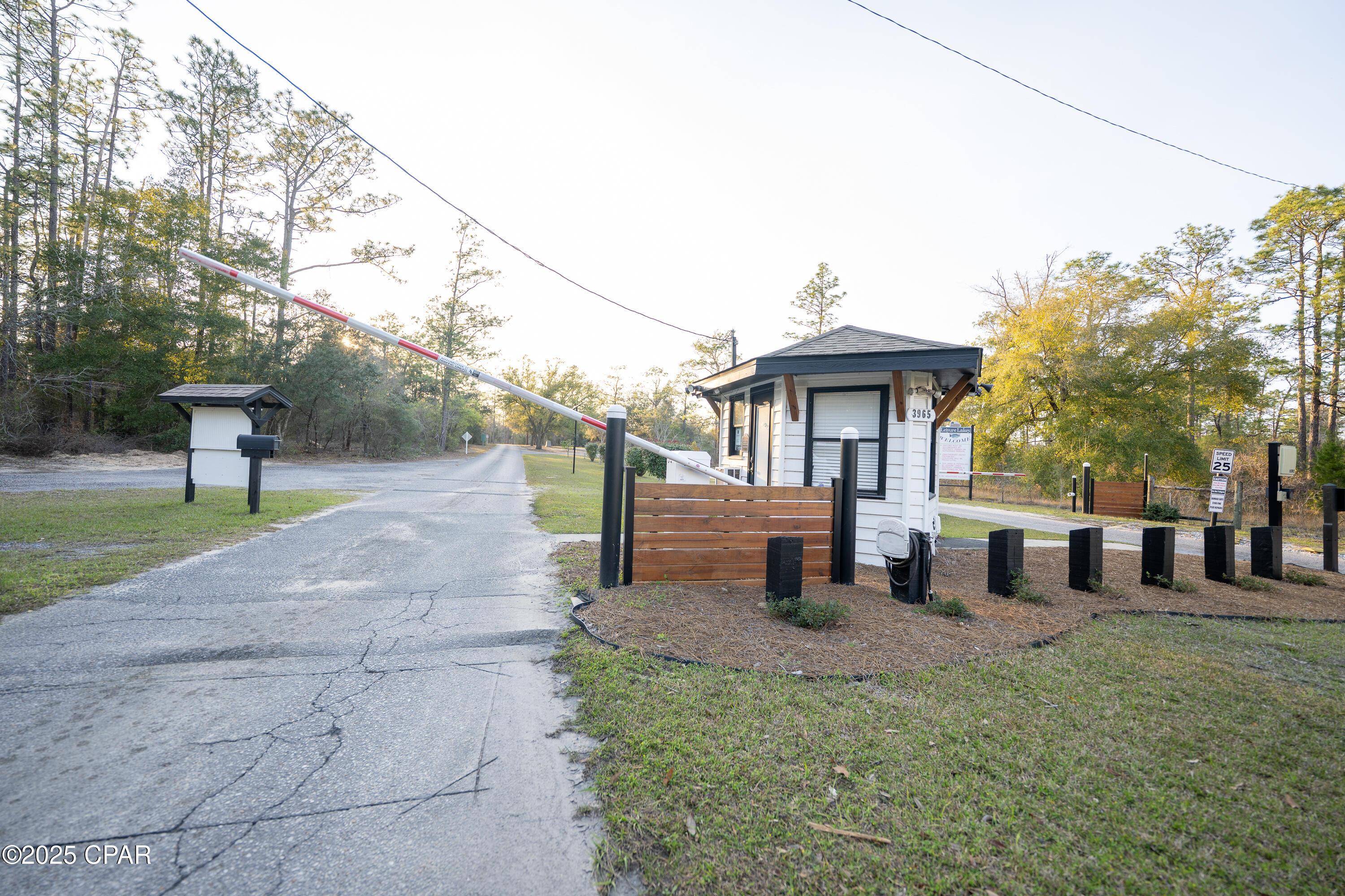 Leisure Lakes 2nd Add - Land