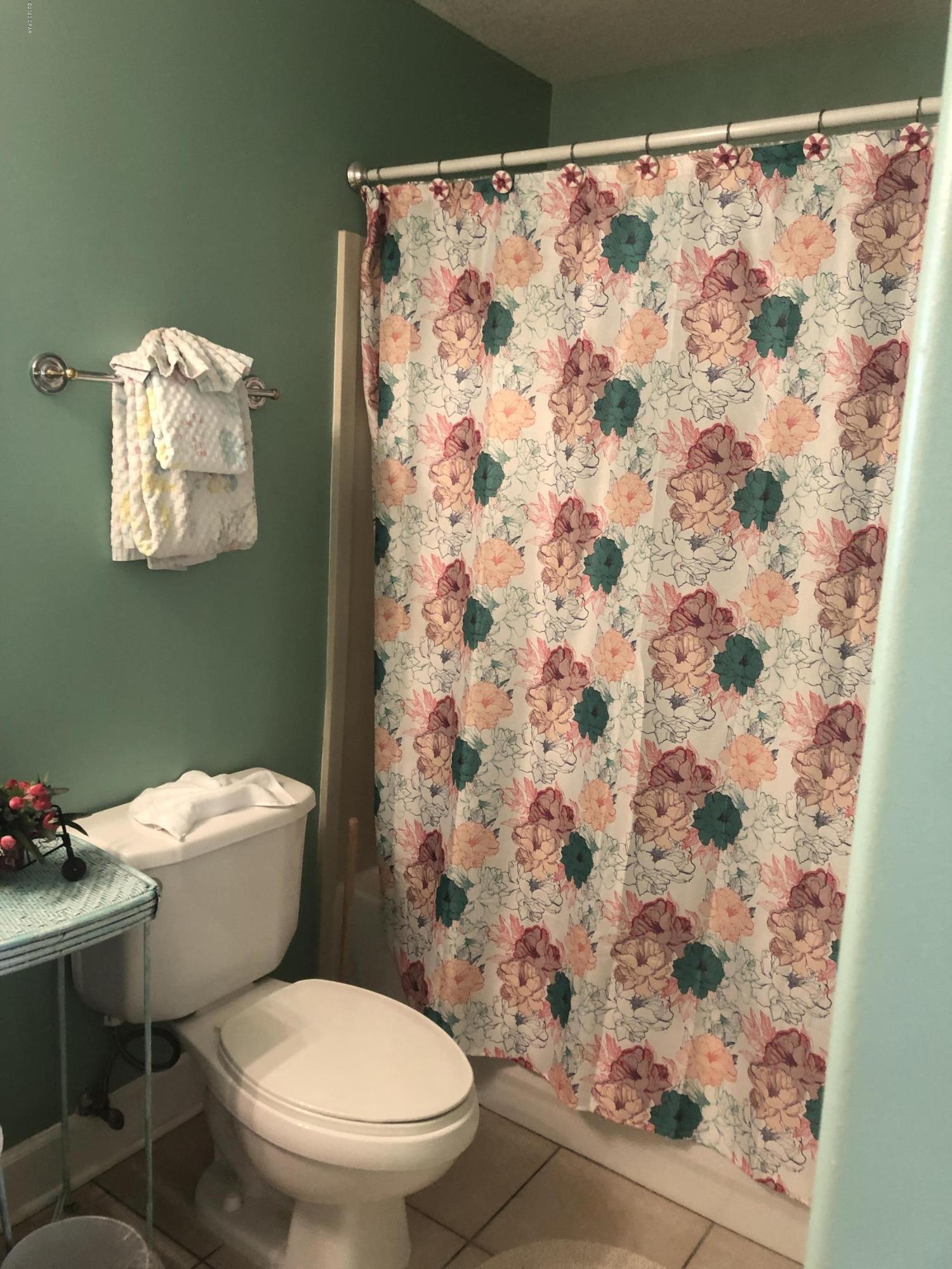 Twin Palms Resort - Residential